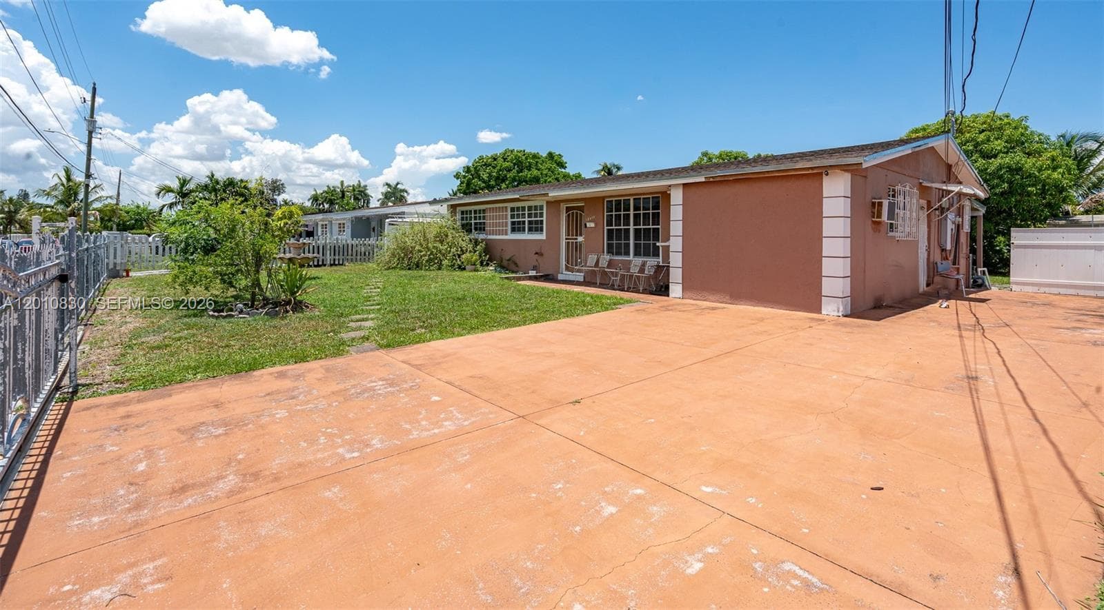 18010 NW 48th Ct, Miami Gardens FL 33055 photo 3