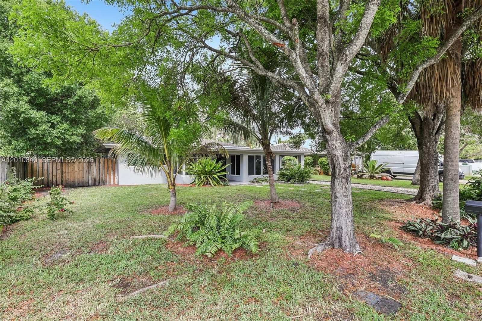 1115 NW 7th Ave, Fort Lauderdale FL 33311 photo 3