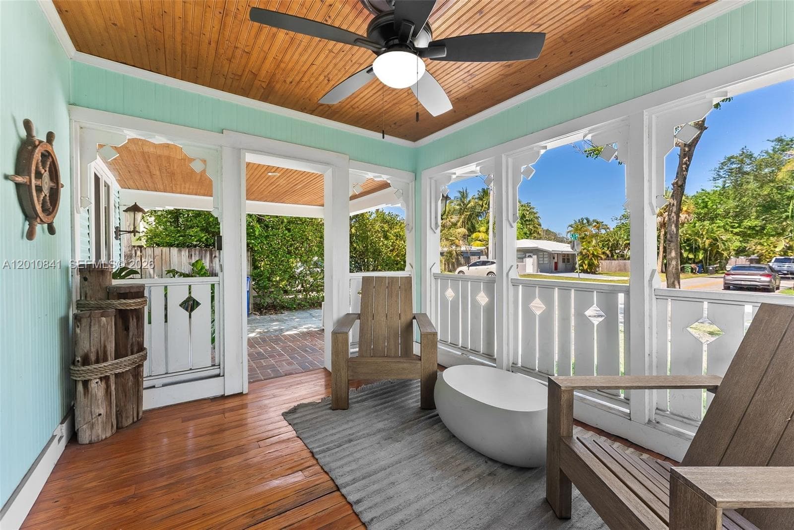 1315 NE 5th Ter, Fort Lauderdale FL 33304 photo 2