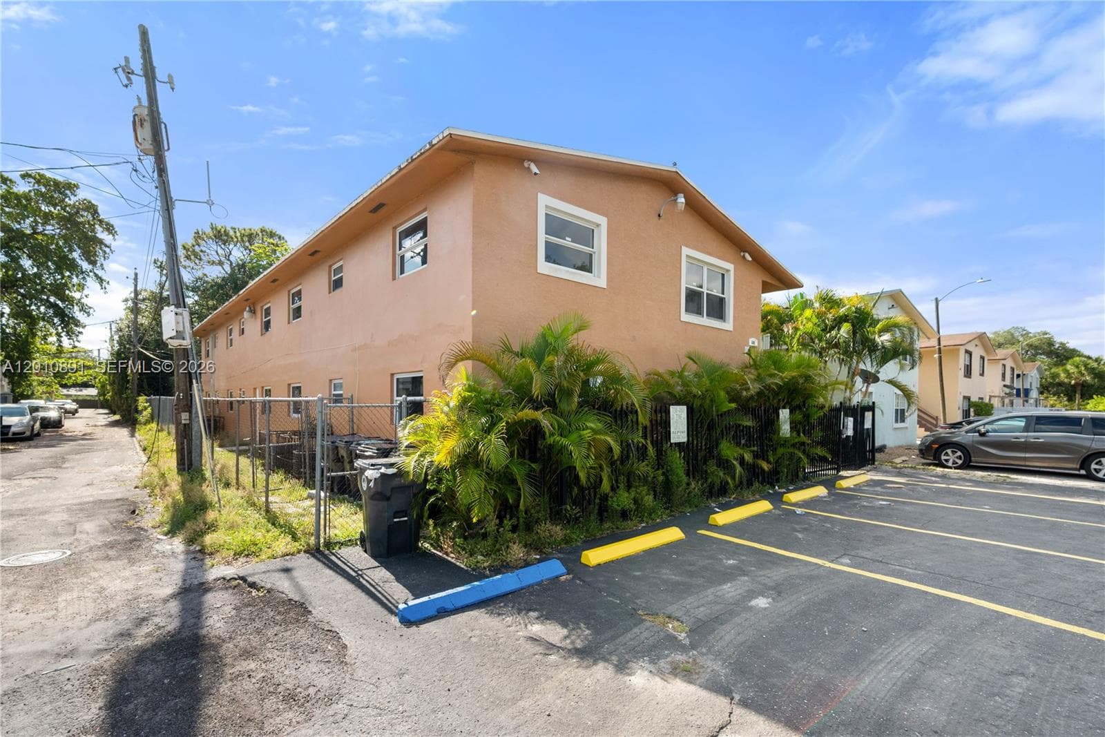 608 SW 16th Ave, Fort Lauderdale FL 33312 photo 3