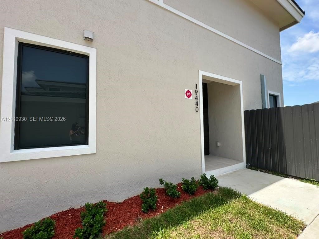 19440 SW 125th AVE # 0, South Miami FL 33177 photo 2