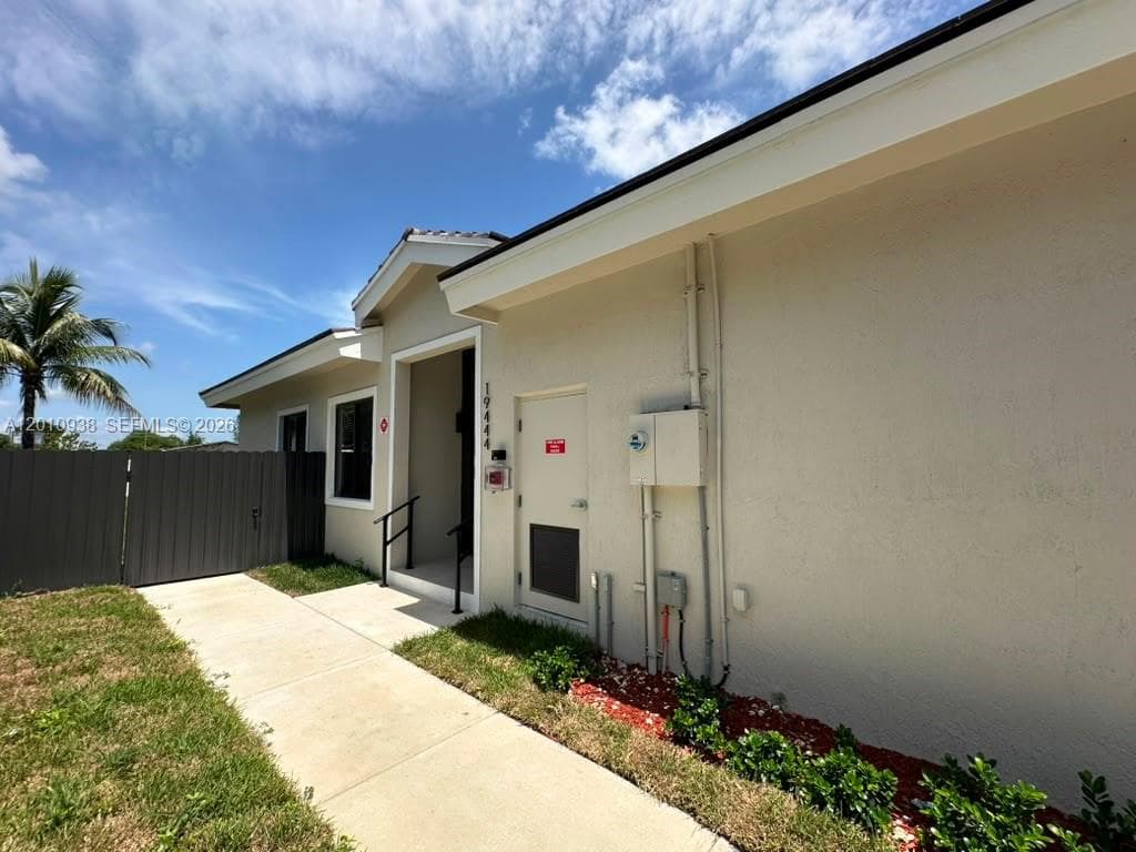 19444 SW 125th AVE # 0, South Miami FL 33177 photo 3