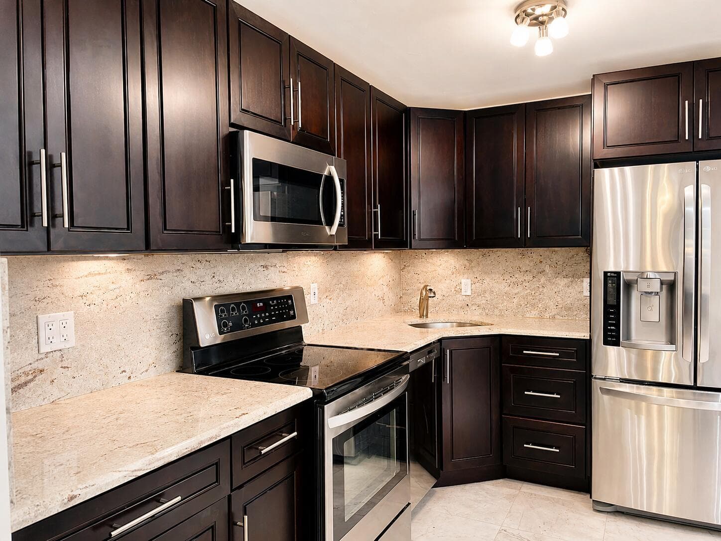 7000 NW 17th Street # 203, Plantation FL 33313 photo 2