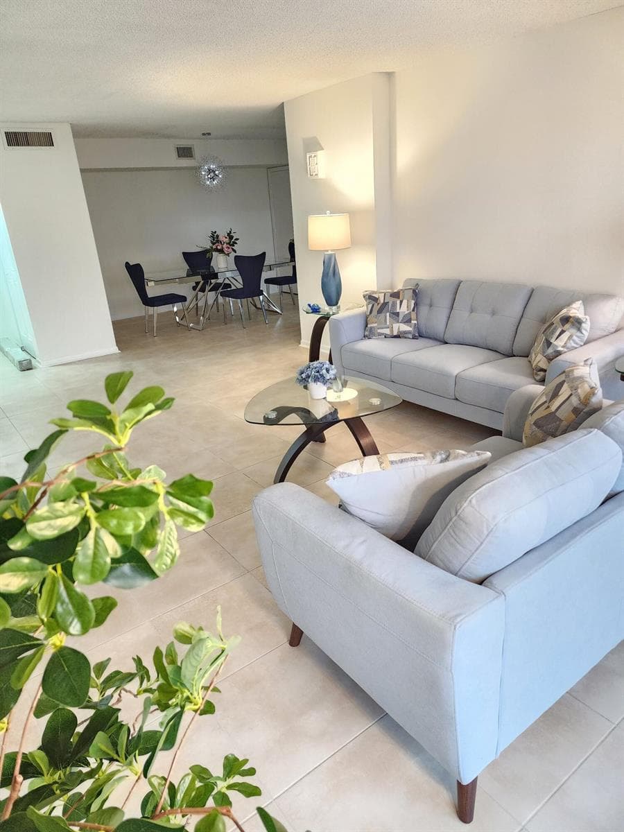 3400 N Ocean Drive # 703, Riviera Beach FL 33404 photo 4