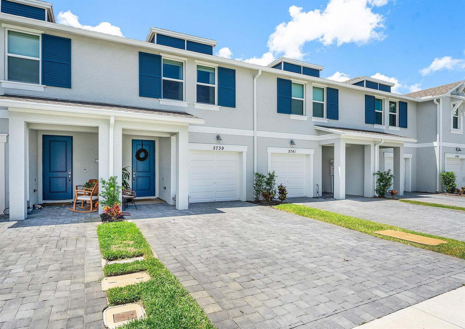 5739 SE Edgewater Circle, Stuart FL 34997 photo 2