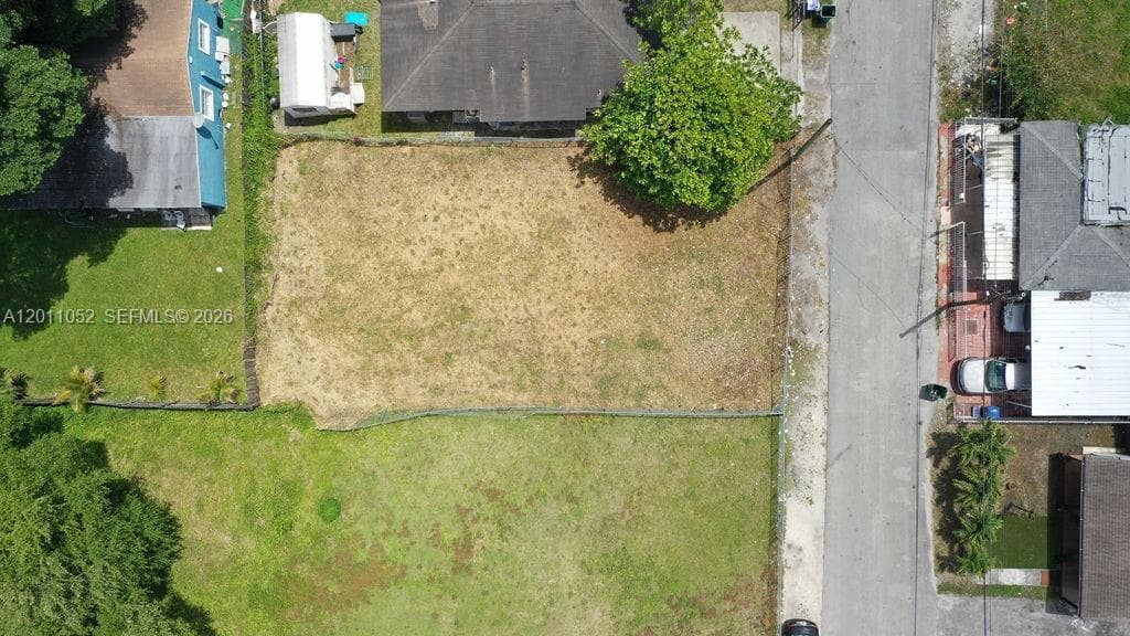 2455 NW 55th street, Miami FL 33142 photo 4
