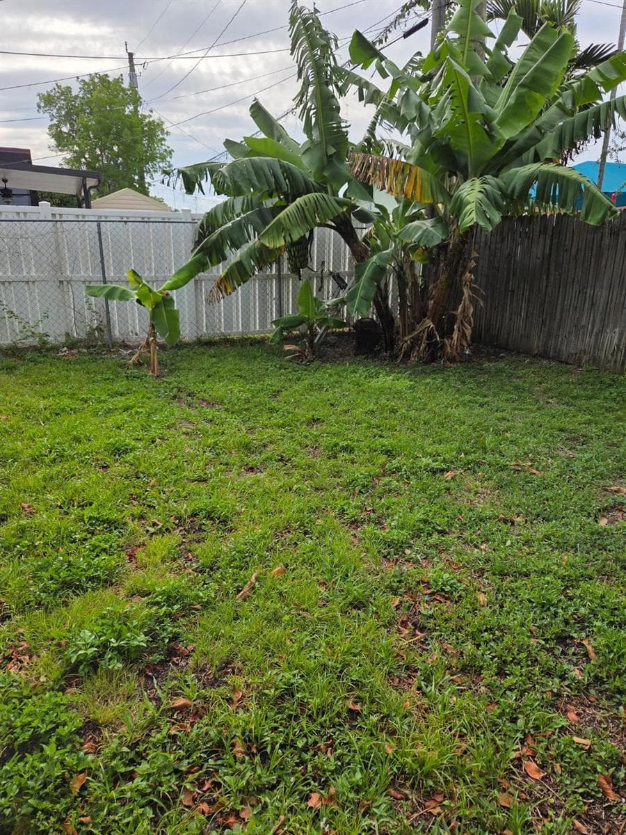 2829 NW 9th Place, Fort Lauderdale FL 33311 photo 2