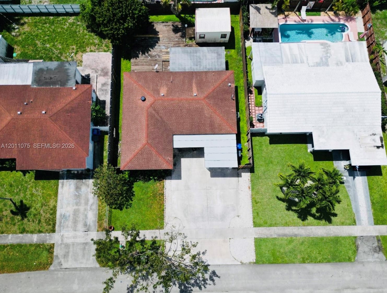730 N 73rd Ave, Hollywood FL 33024 photo 2