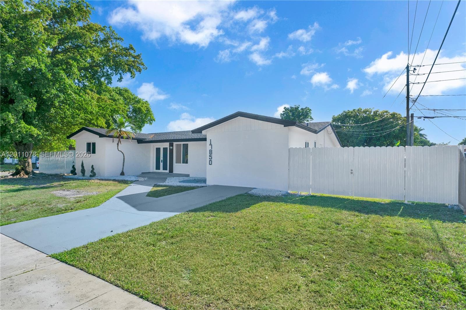 17850 SW 112th Ave, Miami FL 33157 photo 2