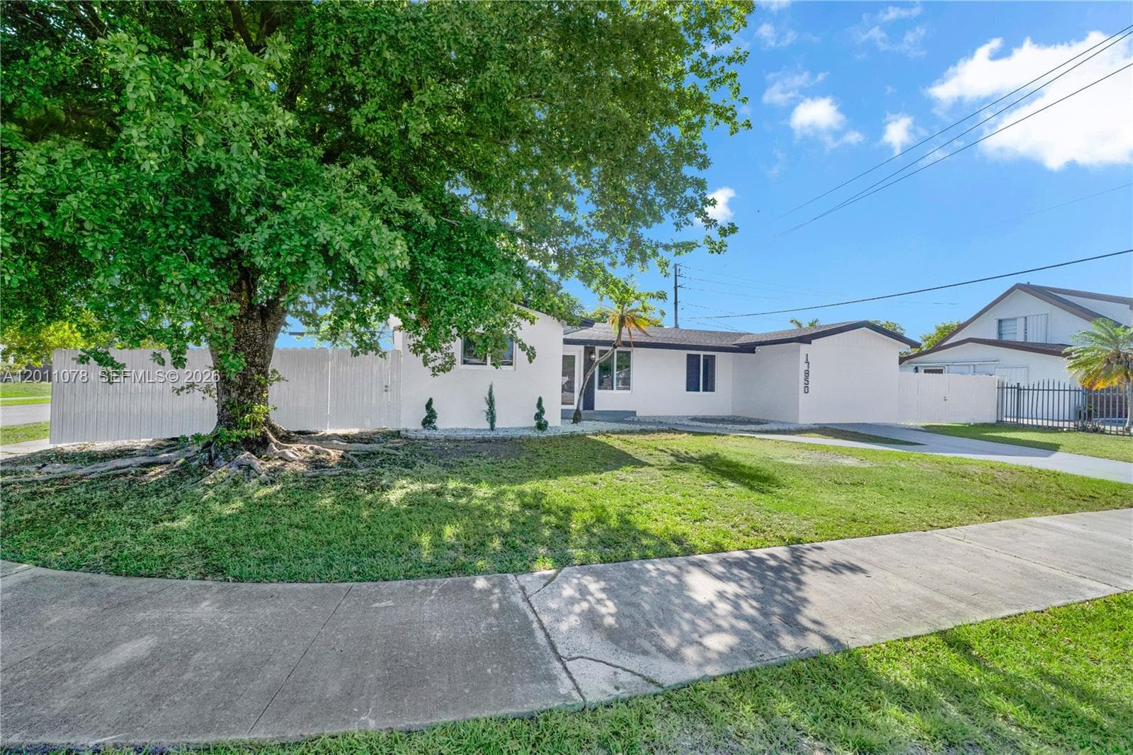 17850 SW 112th Ave, Miami FL 33157 photo 3