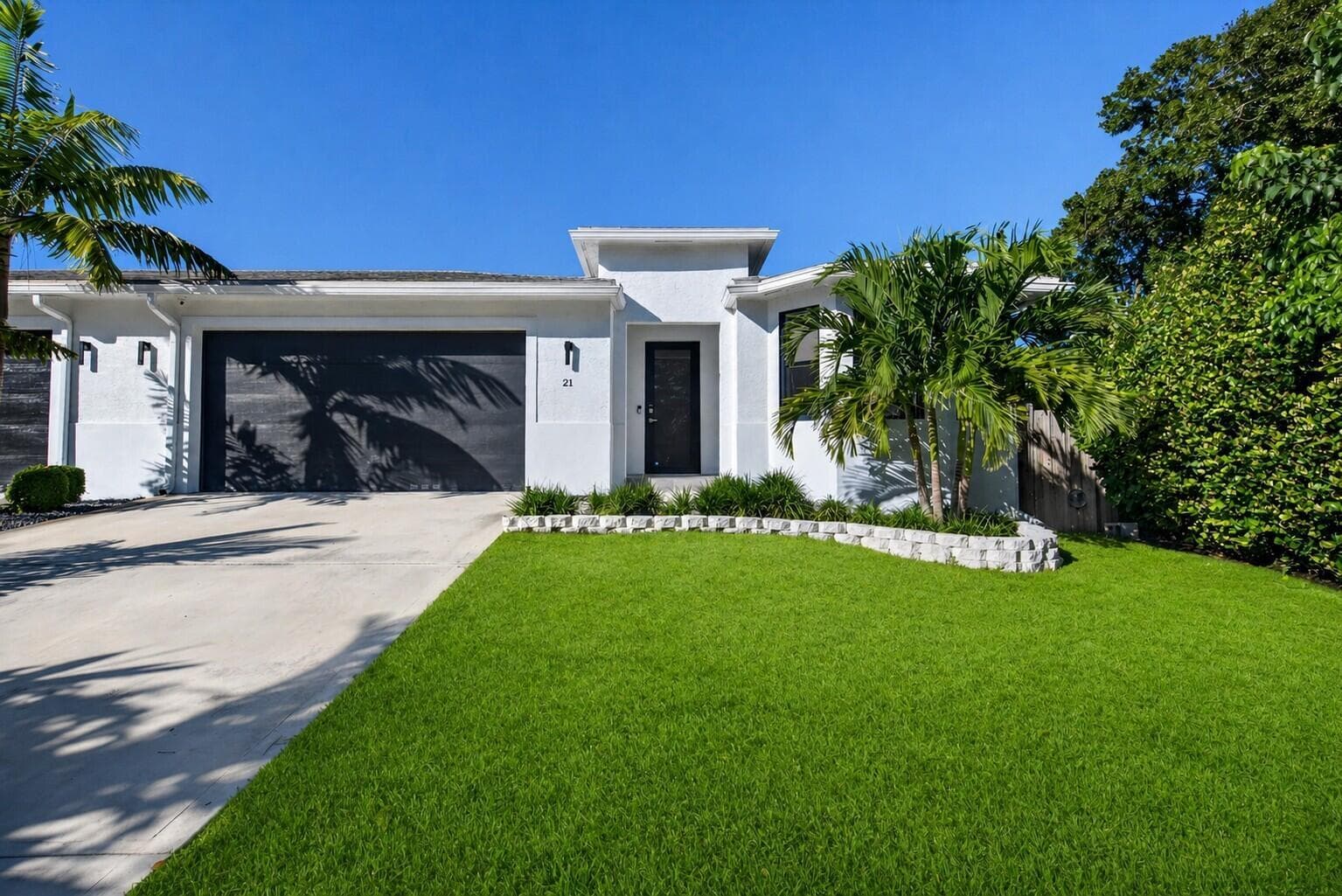 21 NE 25th Street, Wilton Manors FL 33305 photo 4