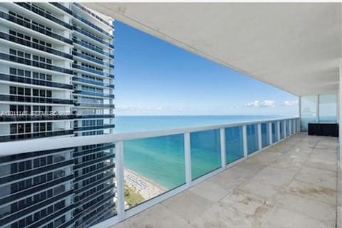 1830 S Ocean Dr # 3308, Hallandale Beach FL 33009 photo 2