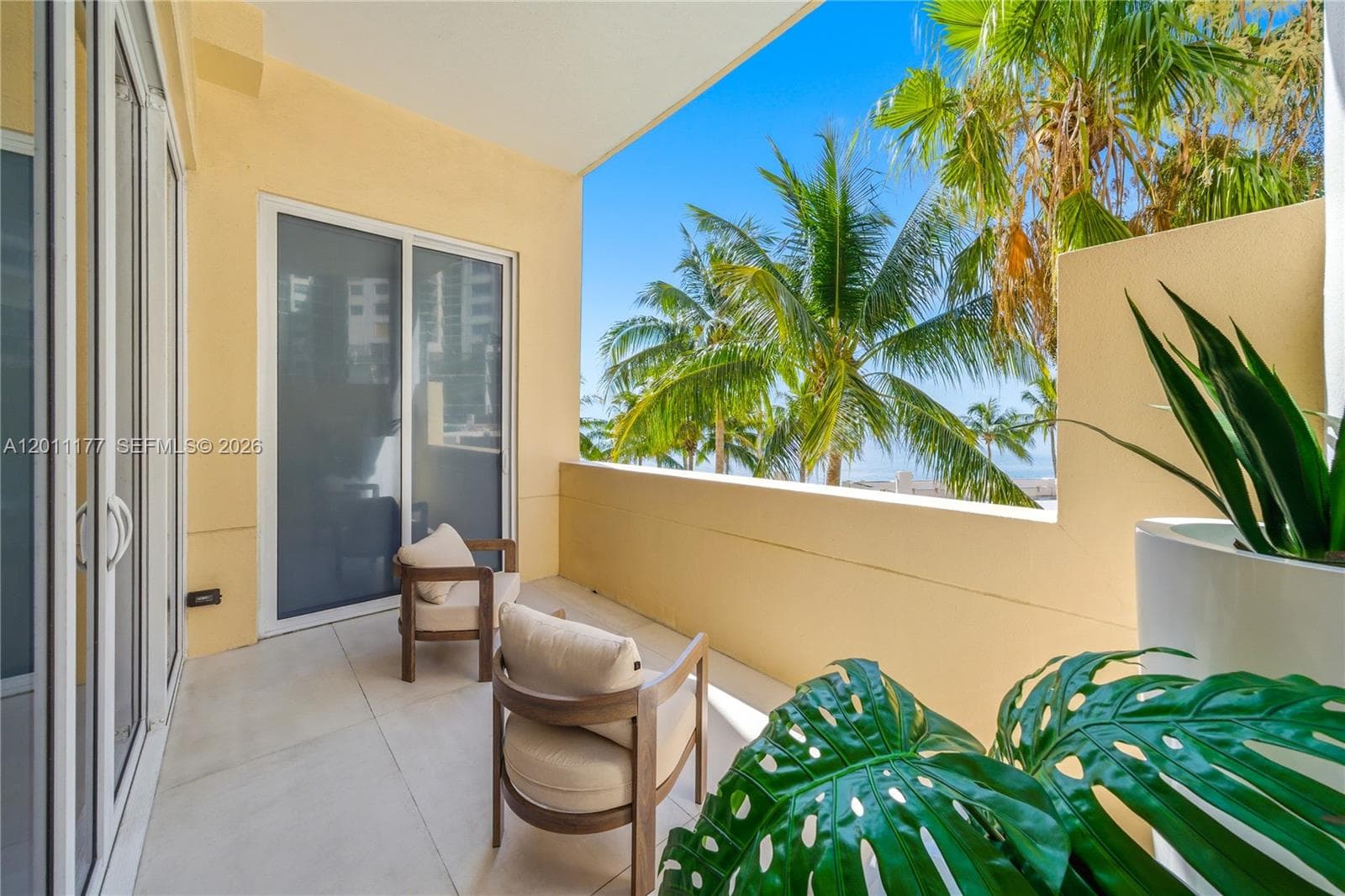 808 Brickell Key Dr # 408, Miami FL 33131 photo 2