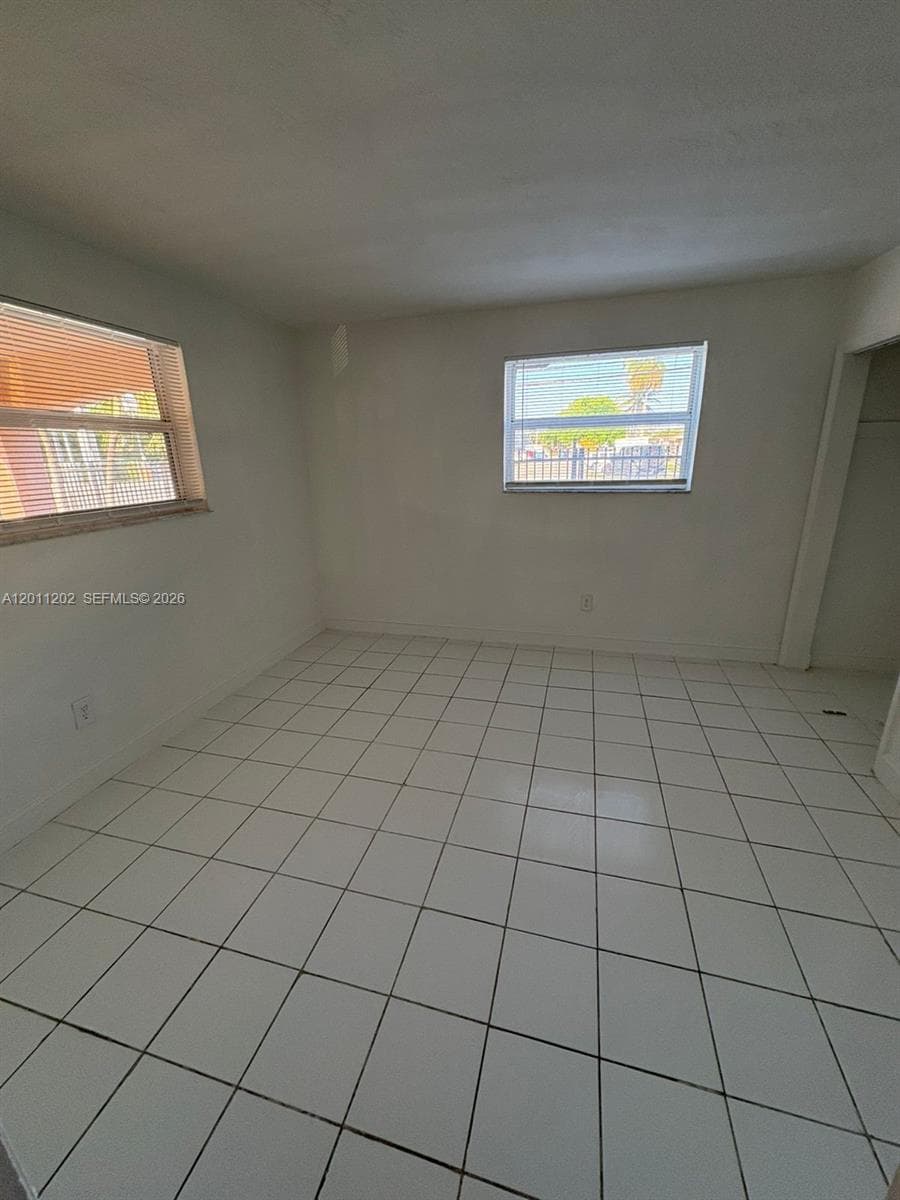 1590 NE 125th Ter # 1, North Miami FL 33161 photo 3
