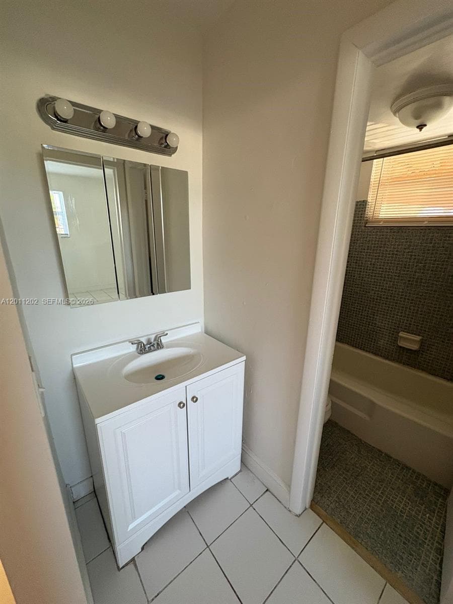1590 NE 125th Ter # 1, North Miami FL 33161 photo 5