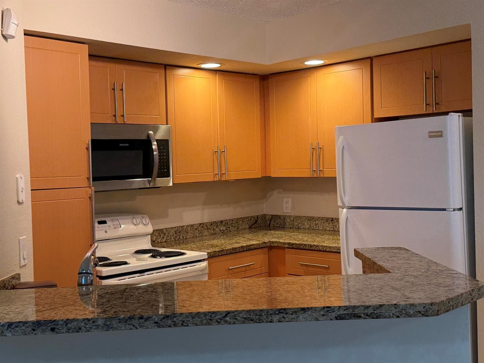 3390 N Pinewalk Drive # 1012, Margate FL 33063 photo 2