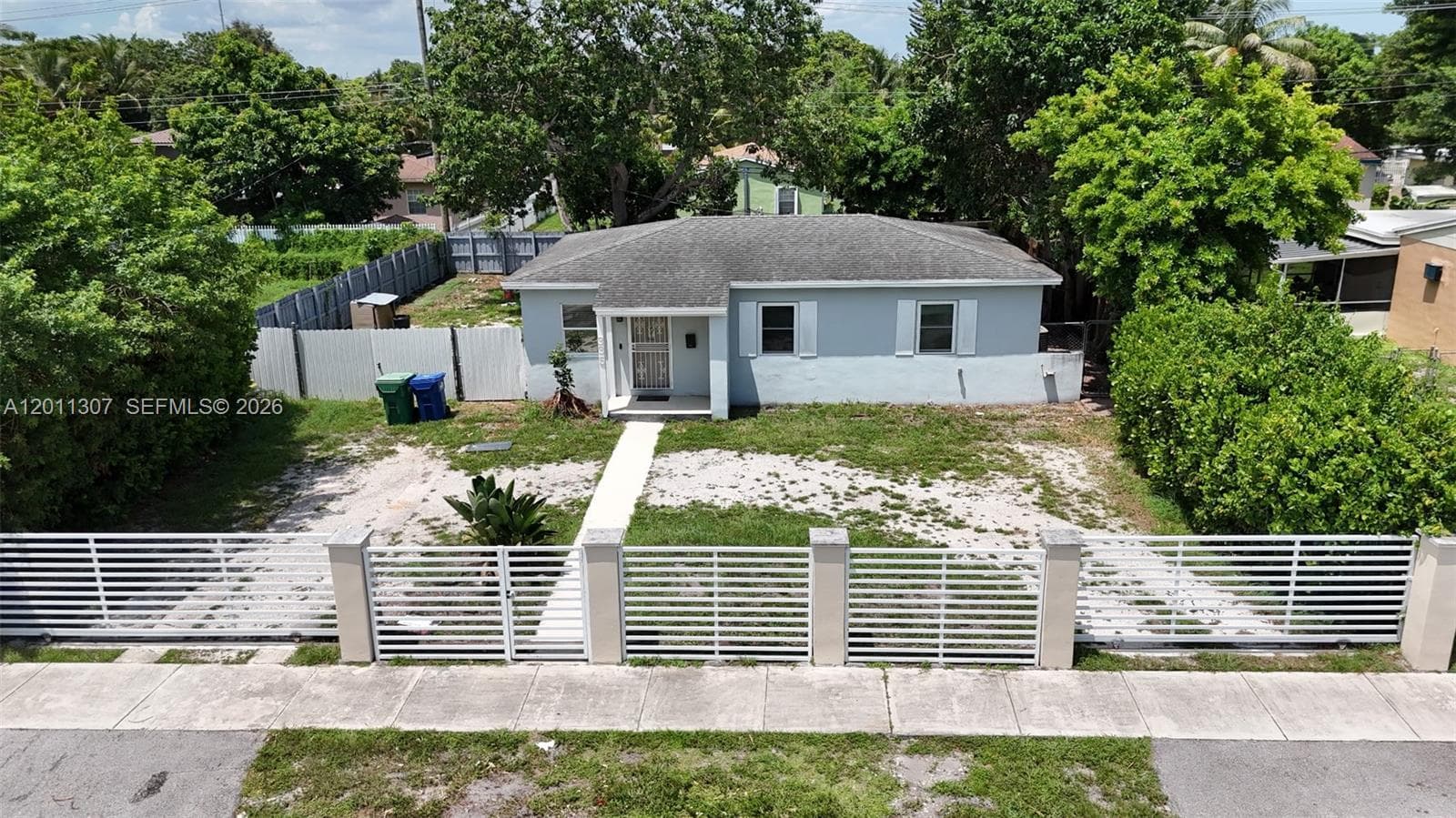 335 NW 187th St, Miami Gardens FL 33169