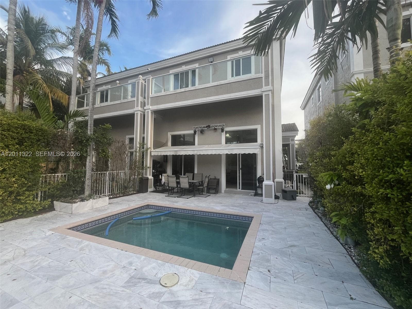 3915 NE 168th St # 3915, North Miami Beach FL 33160