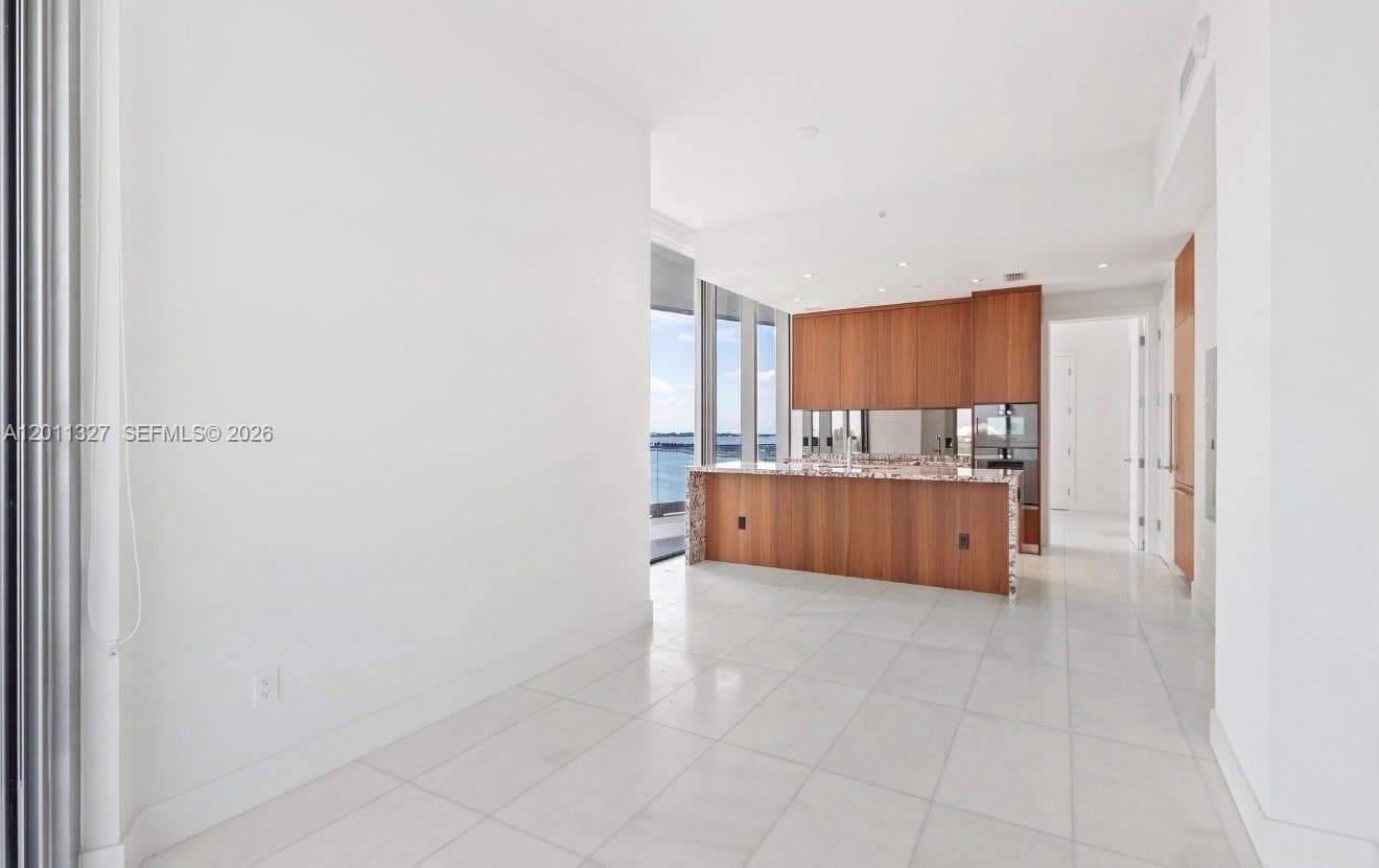 175 SE 25th Rd # 704, Miami FL 33129 photo 3
