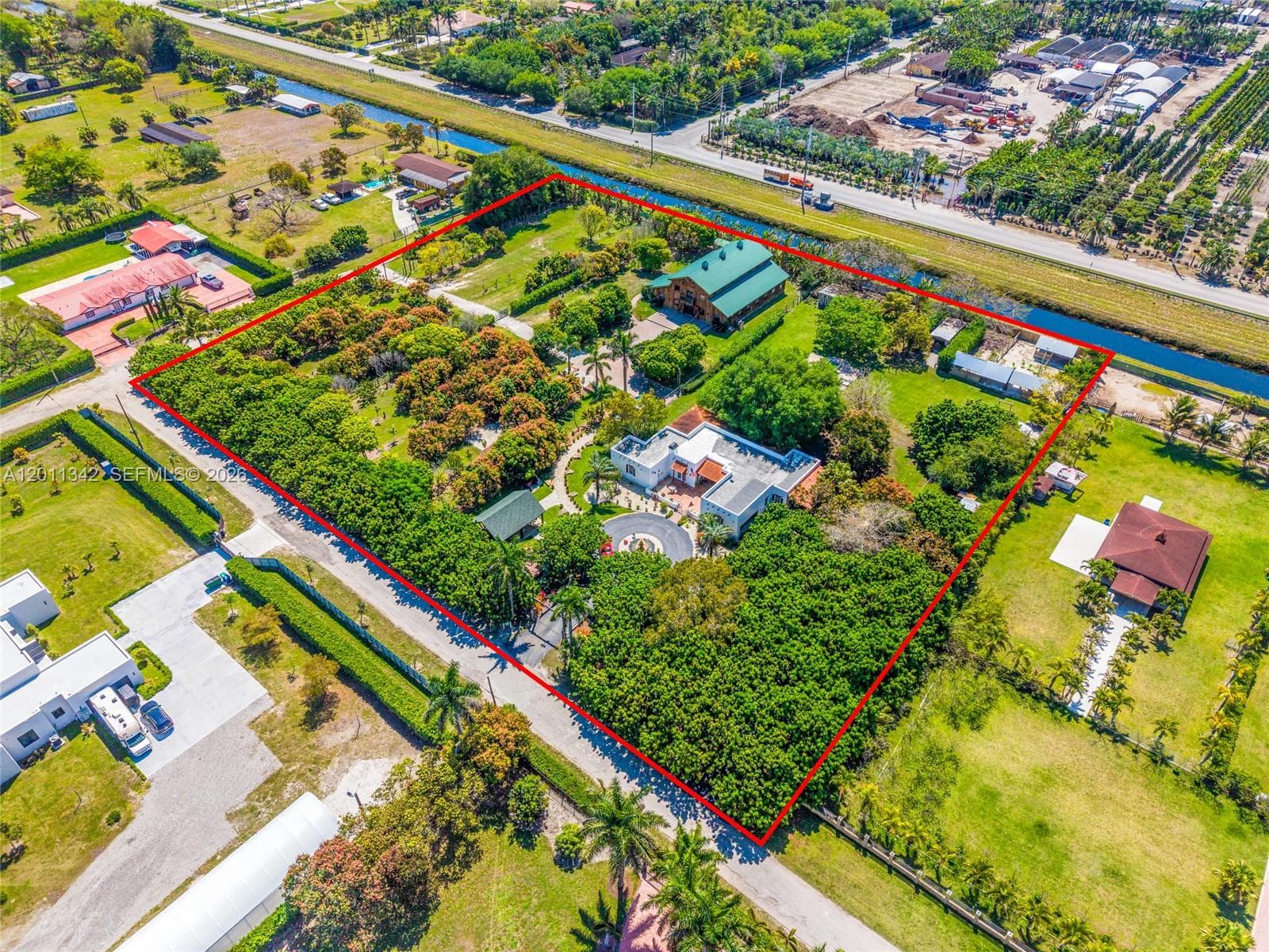 19050 SW 194th Ave, Miami FL 33187