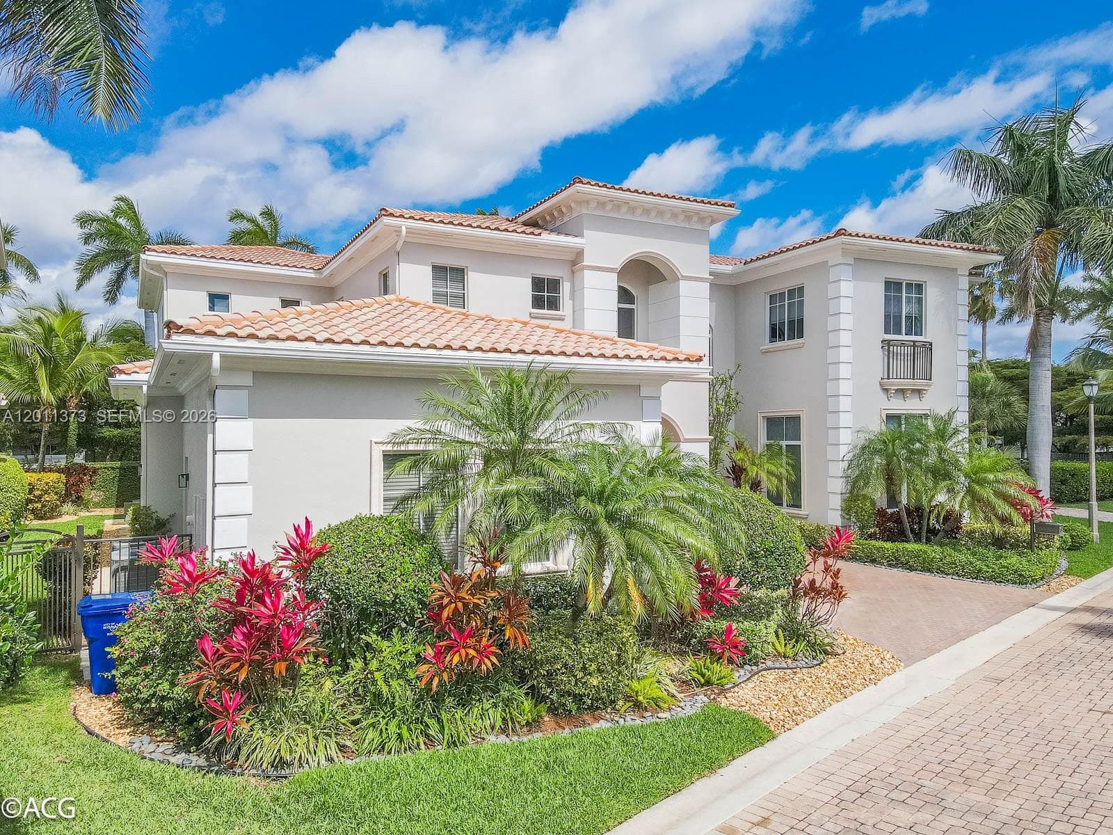 1480 Windjammer Way, Hollywood FL 33019