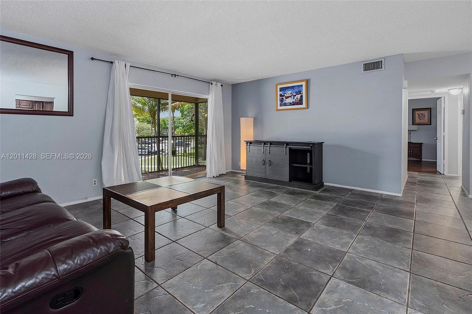3083 N Oakland Forest Dr # 206, Oakland Park FL 33309 photo 4