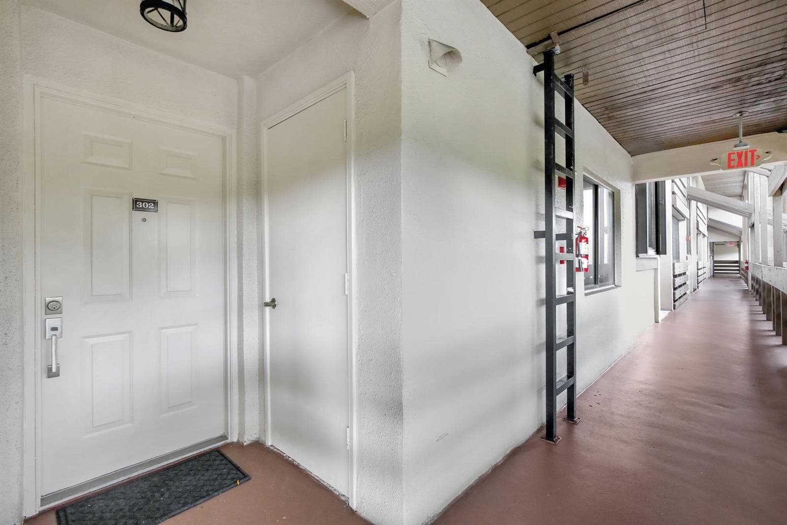 141 SW 96th Terrace # 302, Plantation FL 33324 photo 4