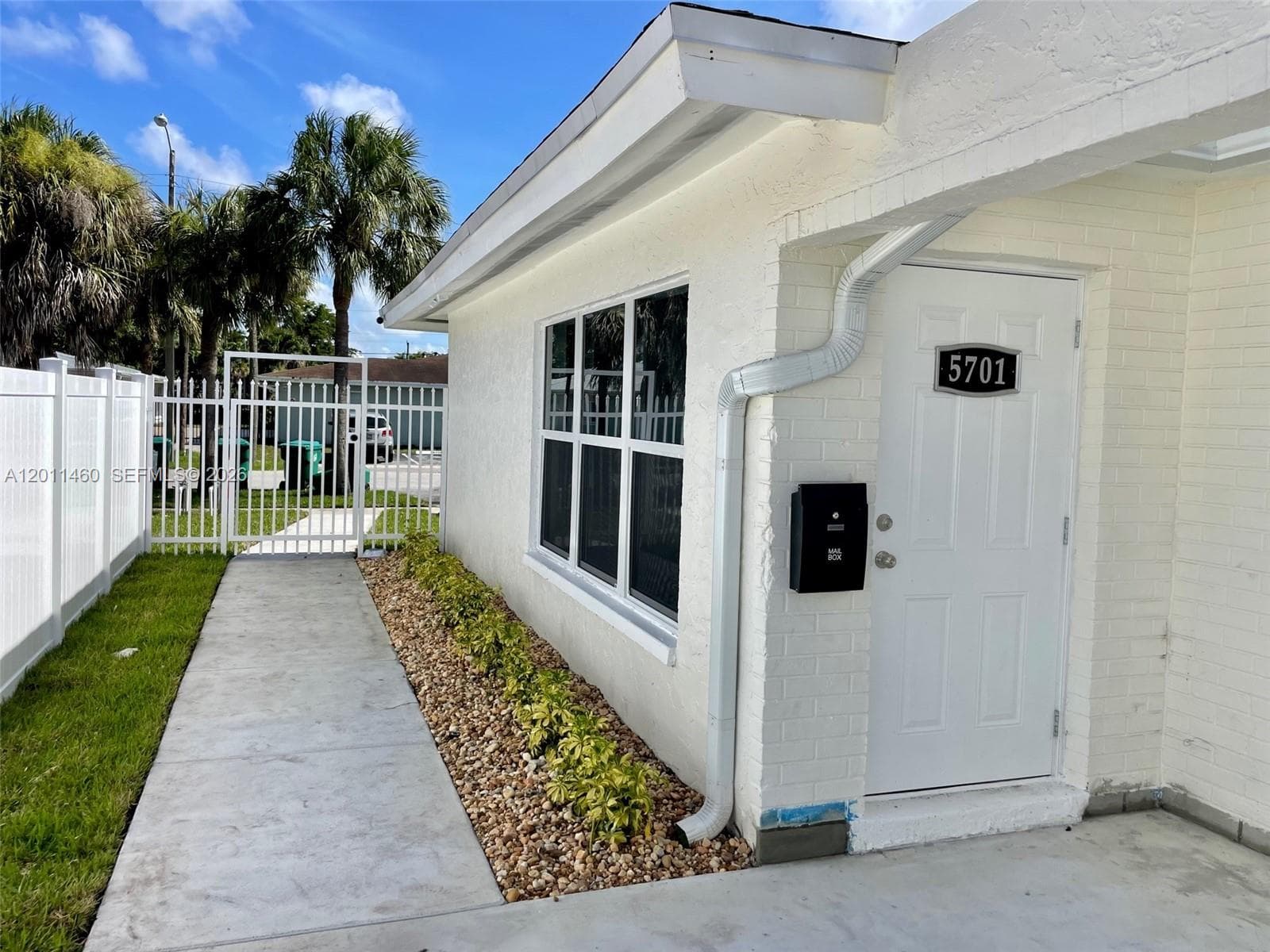 5711 NW 28th St # 5711, Lauderhill FL 33313 photo 3