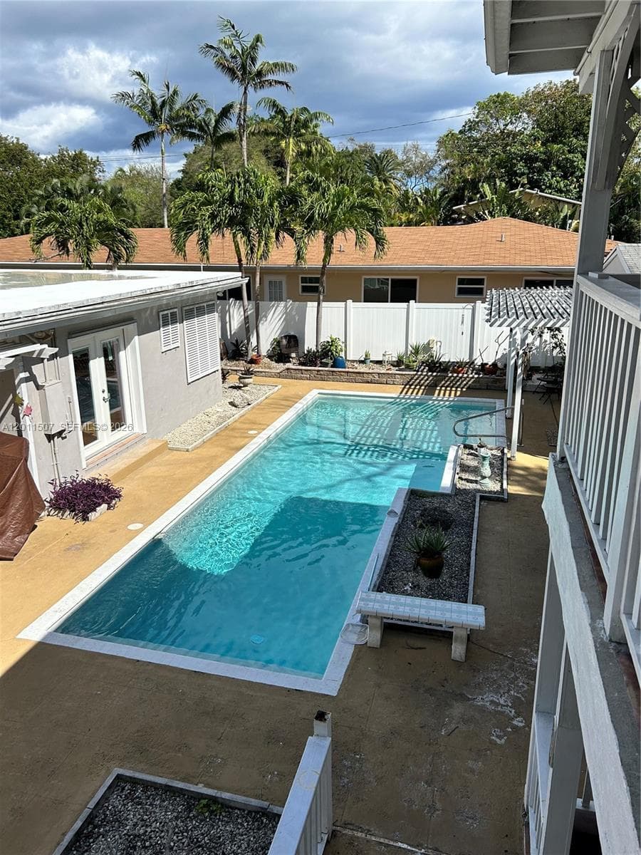 1630 NE 4th Pl # A3, Fort Lauderdale, FL 33301 photo 5