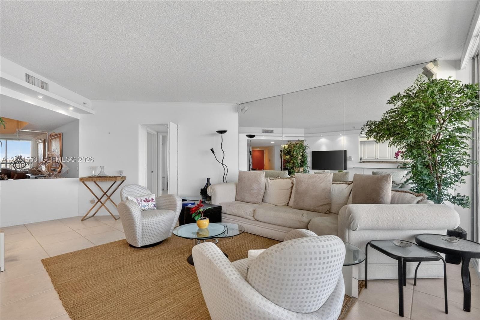21205 YACHT CLUB DR # 2409, Aventura FL 33180 photo 4