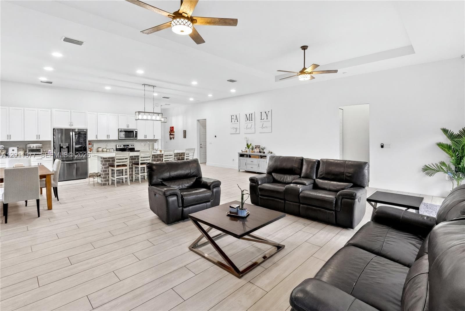 15012 SW 177th Ter, Miami FL 33187 photo 5