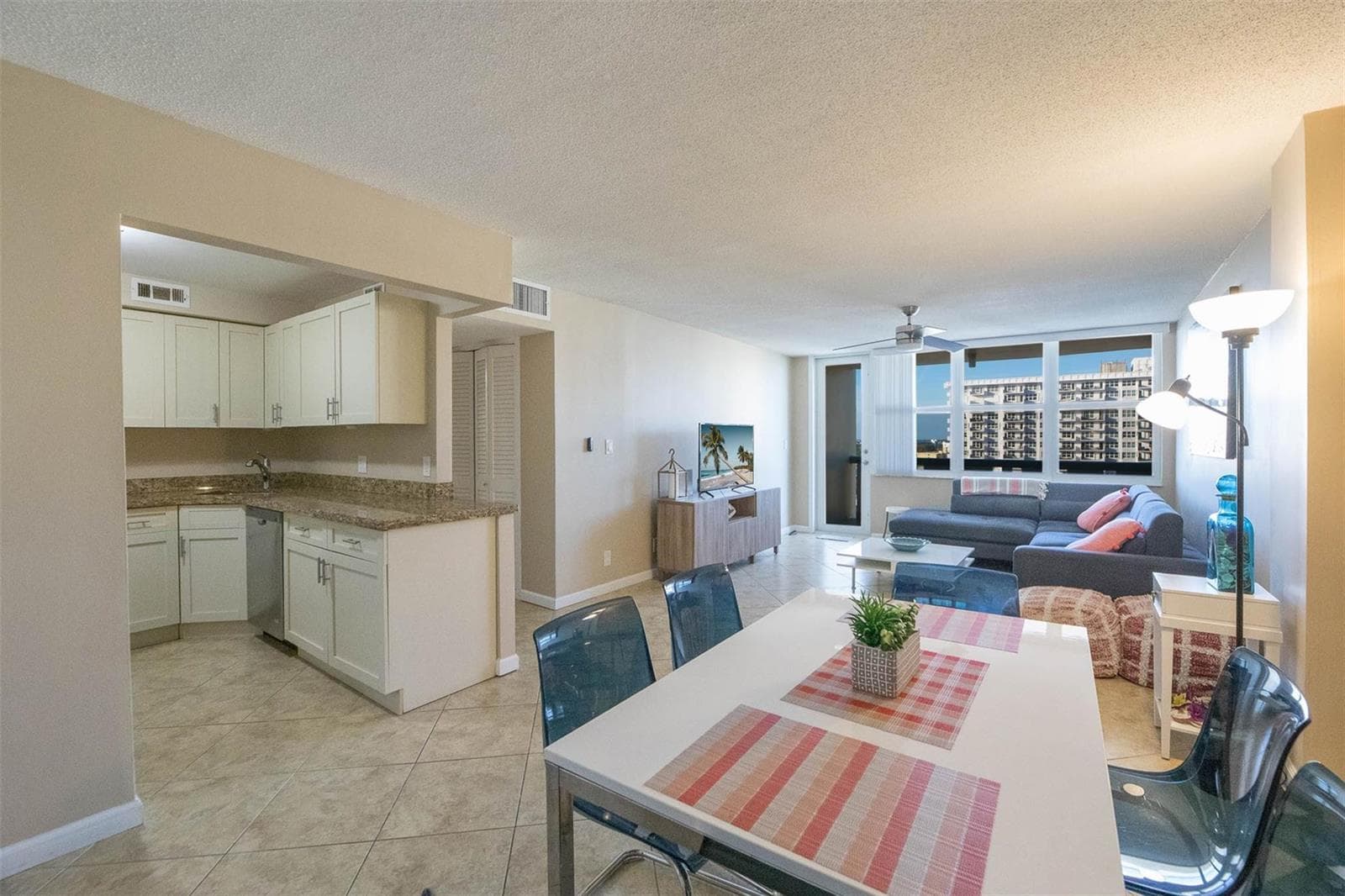 305 N Pompano Beach Boulevard # 1403, Pompano Beach, FL 33062 photo 2