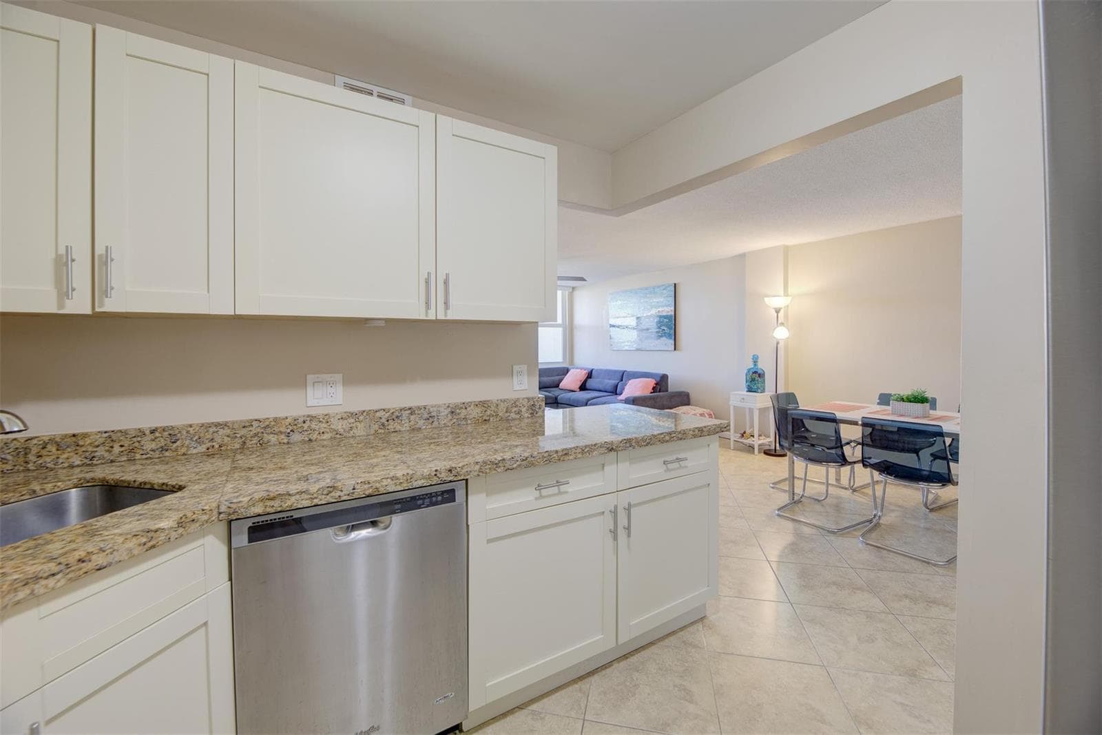 305 N Pompano Beach Boulevard # 1403, Pompano Beach, FL 33062 photo 3