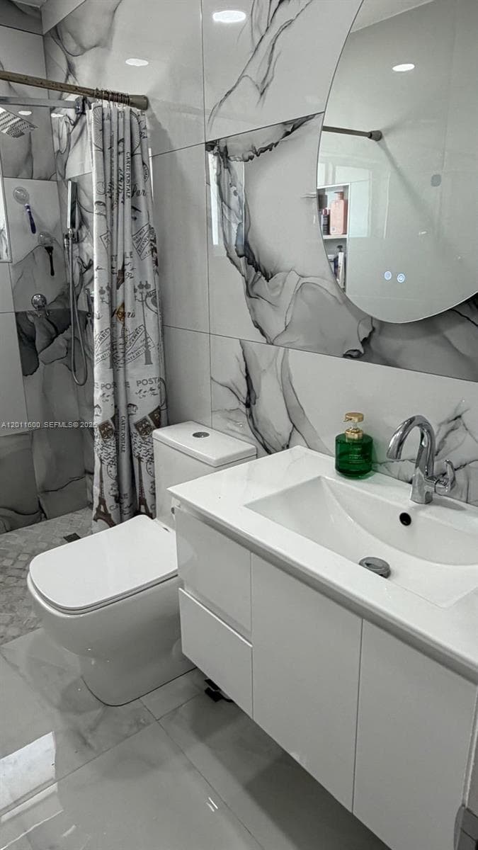 1701 NW 12th Ave, Homestead FL 33030 photo 2