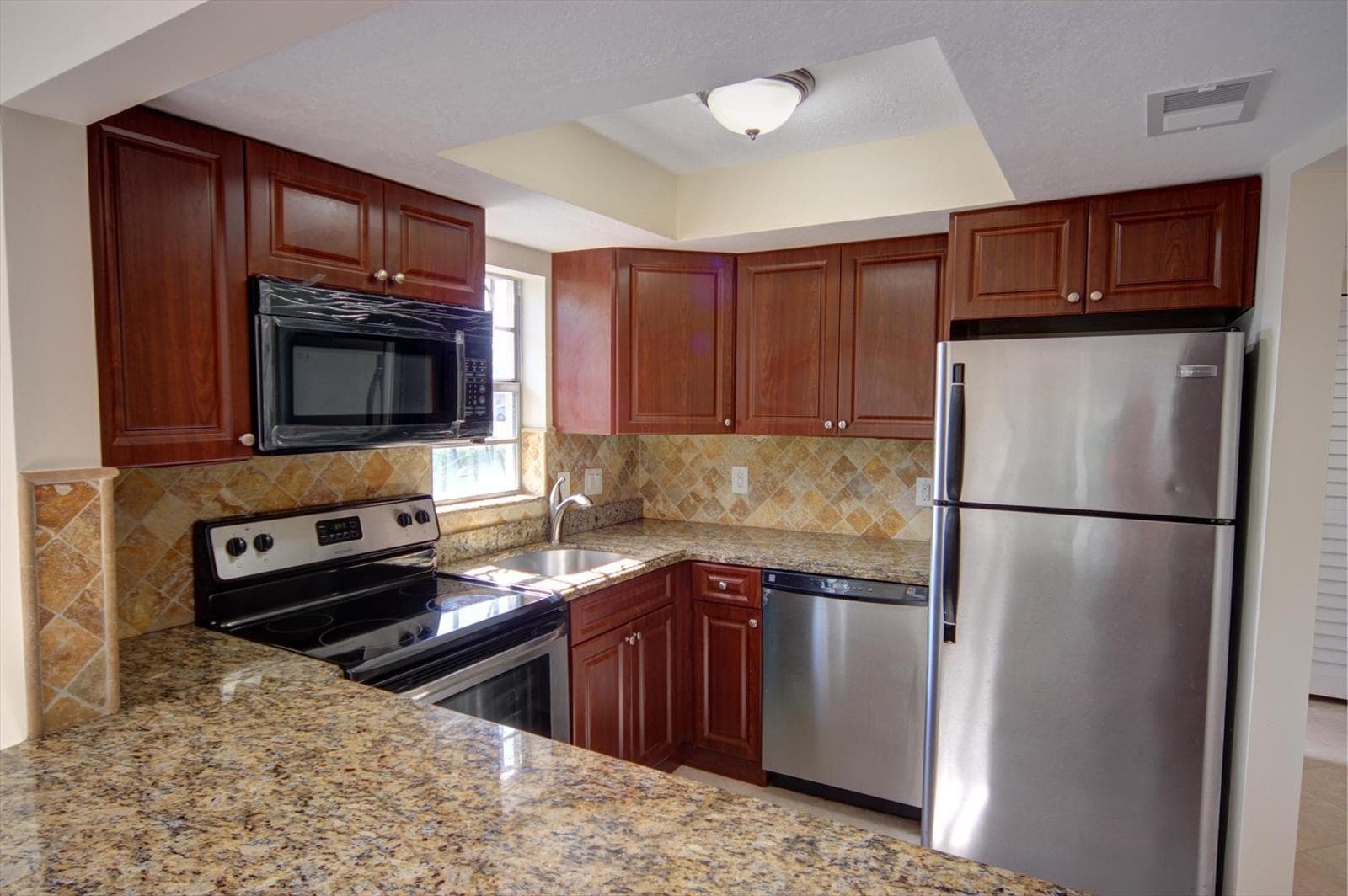 342 Southwind Drive # 114, North Palm Beach FL 33408 photo 2