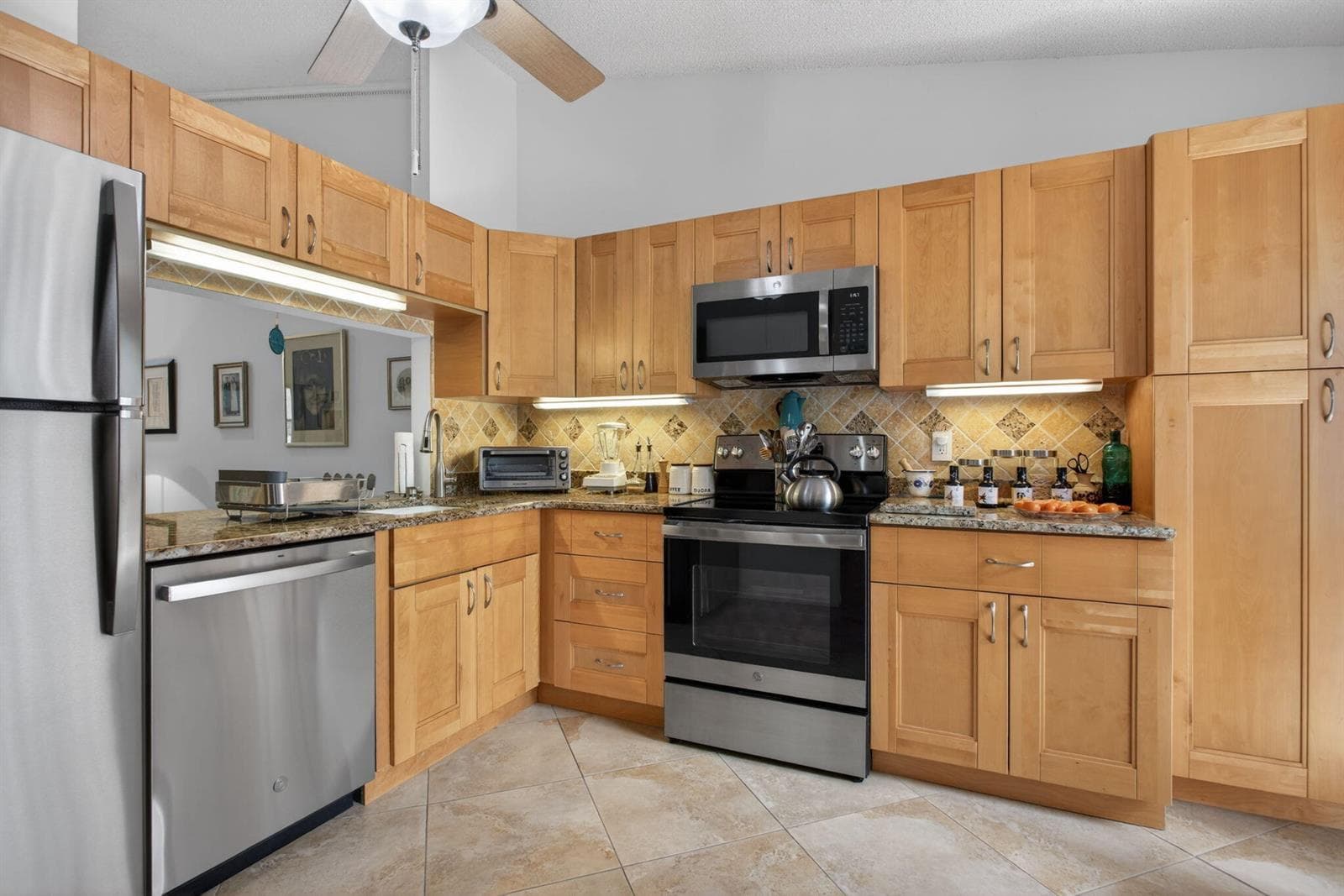 3302 Carambola Circle S # 3302, Coconut Creek FL 33066 photo 4