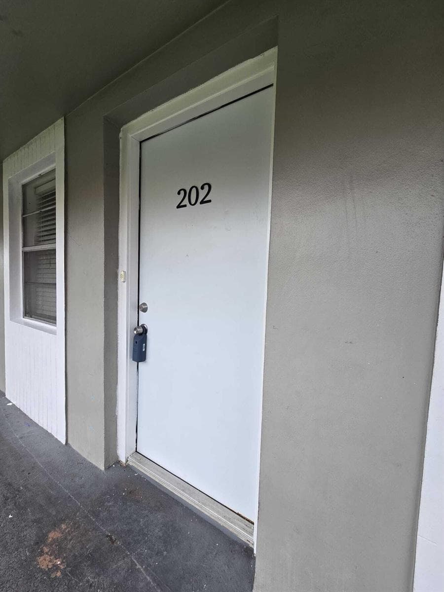 1201 SW 52nd Avenue # 2, North Lauderdale FL 33068 photo 3