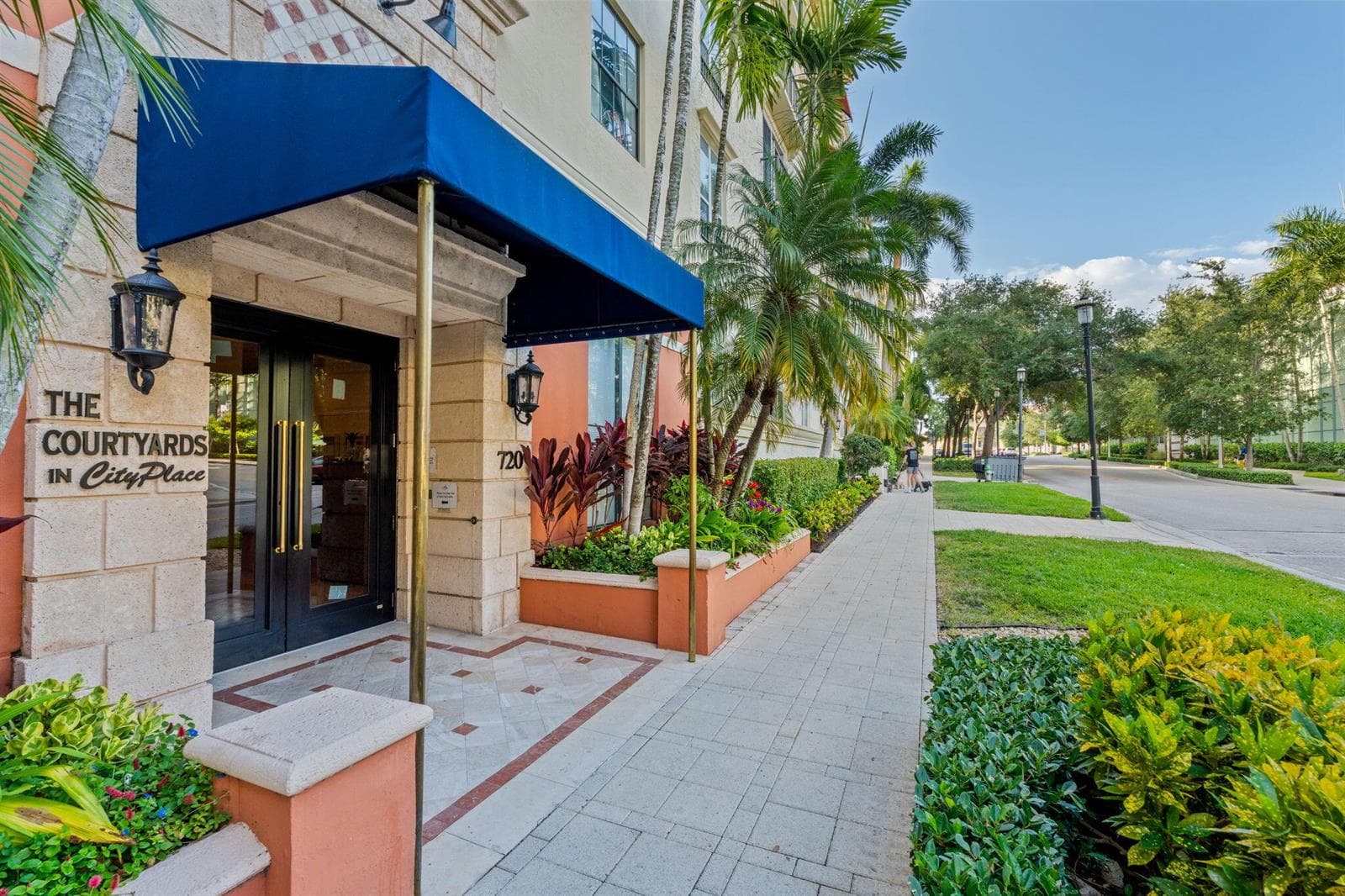 720 S Sapodilla Avenue # 106, West Palm Beach FL 33401 photo 2