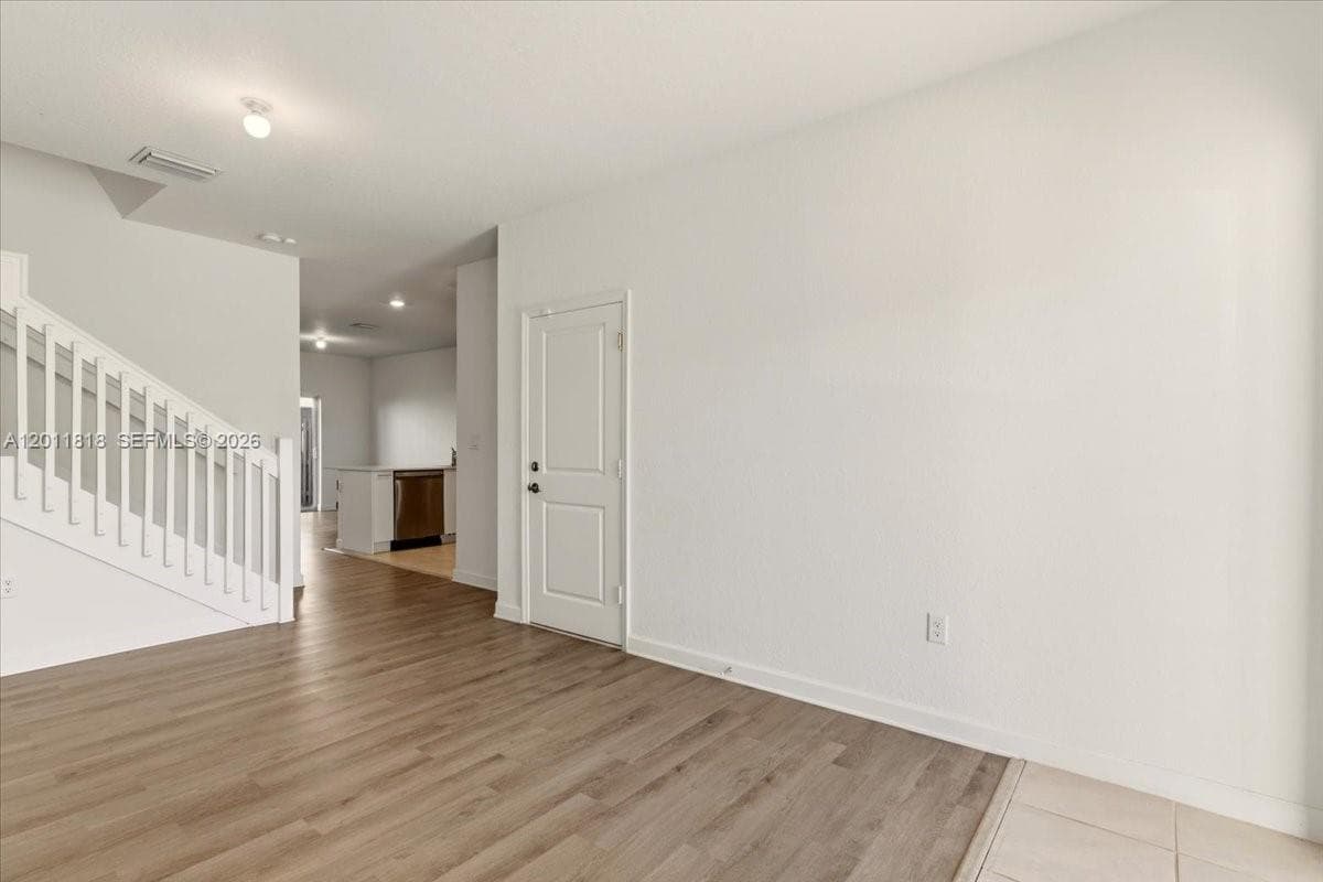12865 NW 24th Ave, Miami FL 33167 photo 5