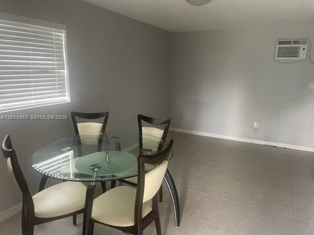 1041 NE 35th St, Oakland Park FL 33334 photo 3