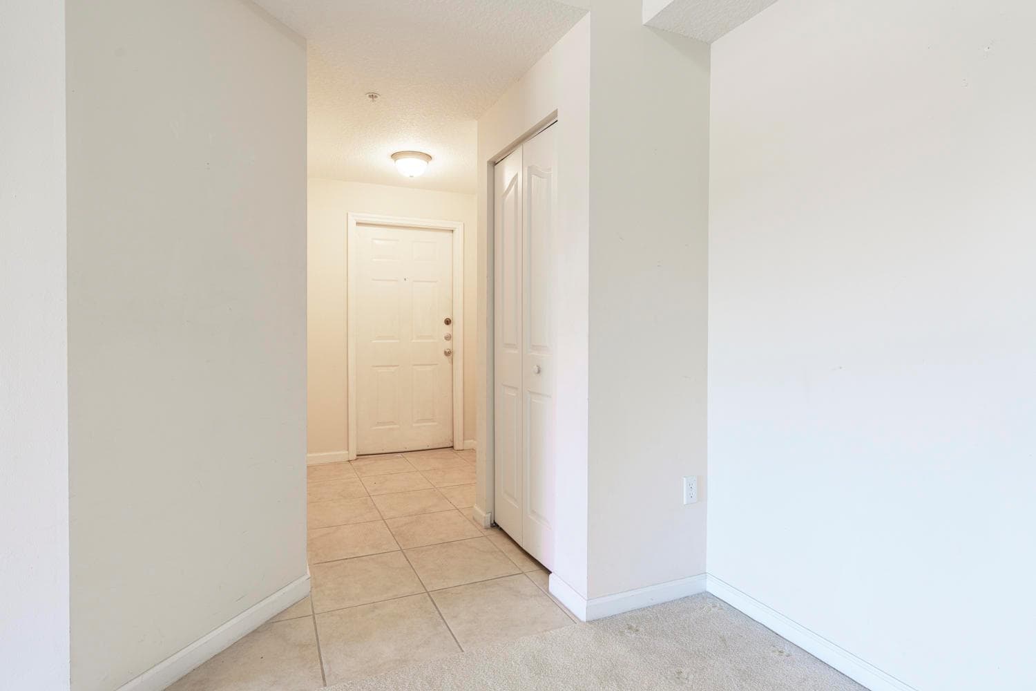 1201 Myrtlewood Circle E, Palm Beach Gardens FL 33418 photo 2
