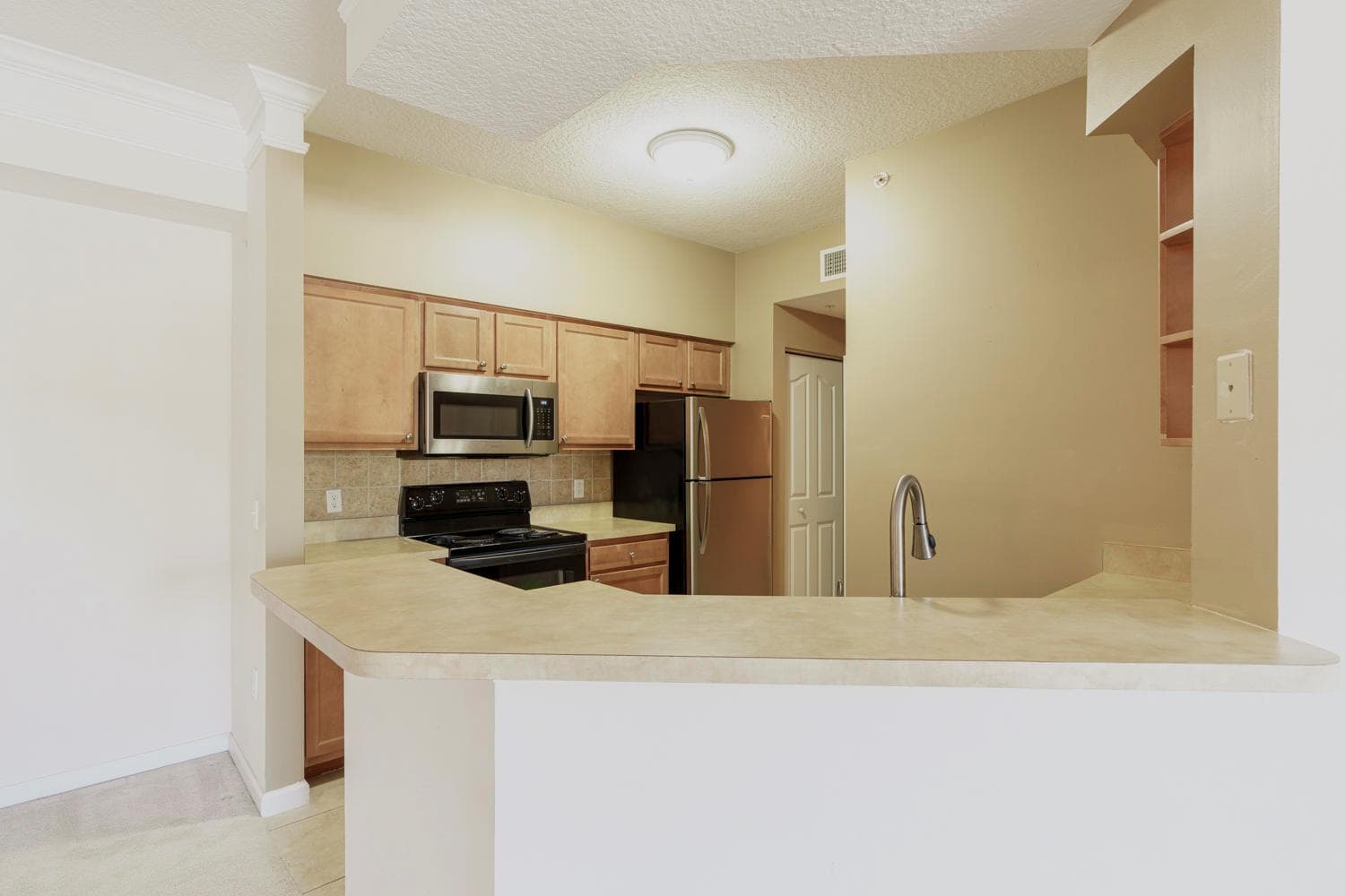 1201 Myrtlewood Circle E, Palm Beach Gardens FL 33418 photo 4