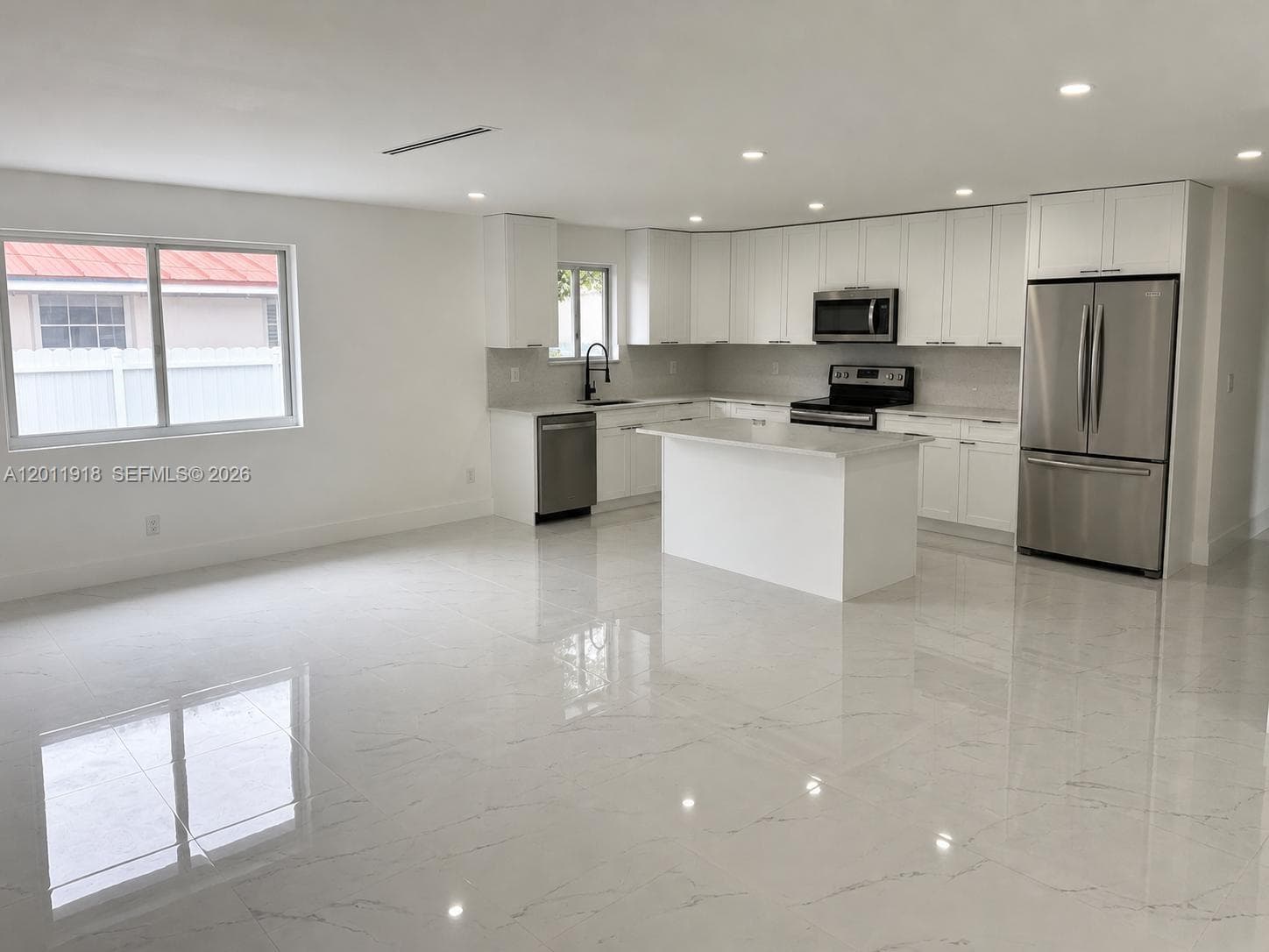 3536 NW 14th Ter, Miami FL 33125 photo 5