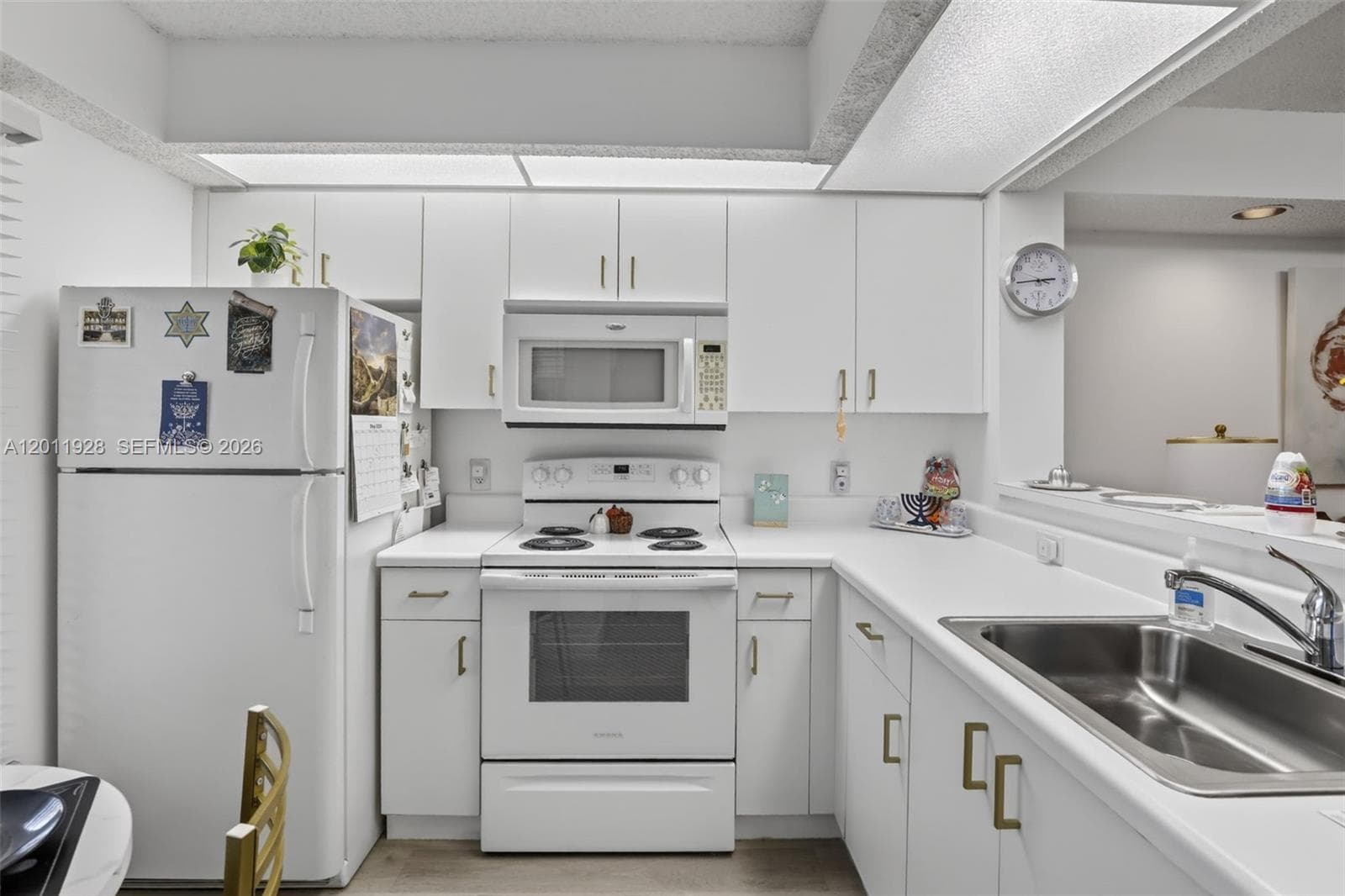 800 SW 137th Ave # 411G, Pembroke Pines FL 33027 photo 4