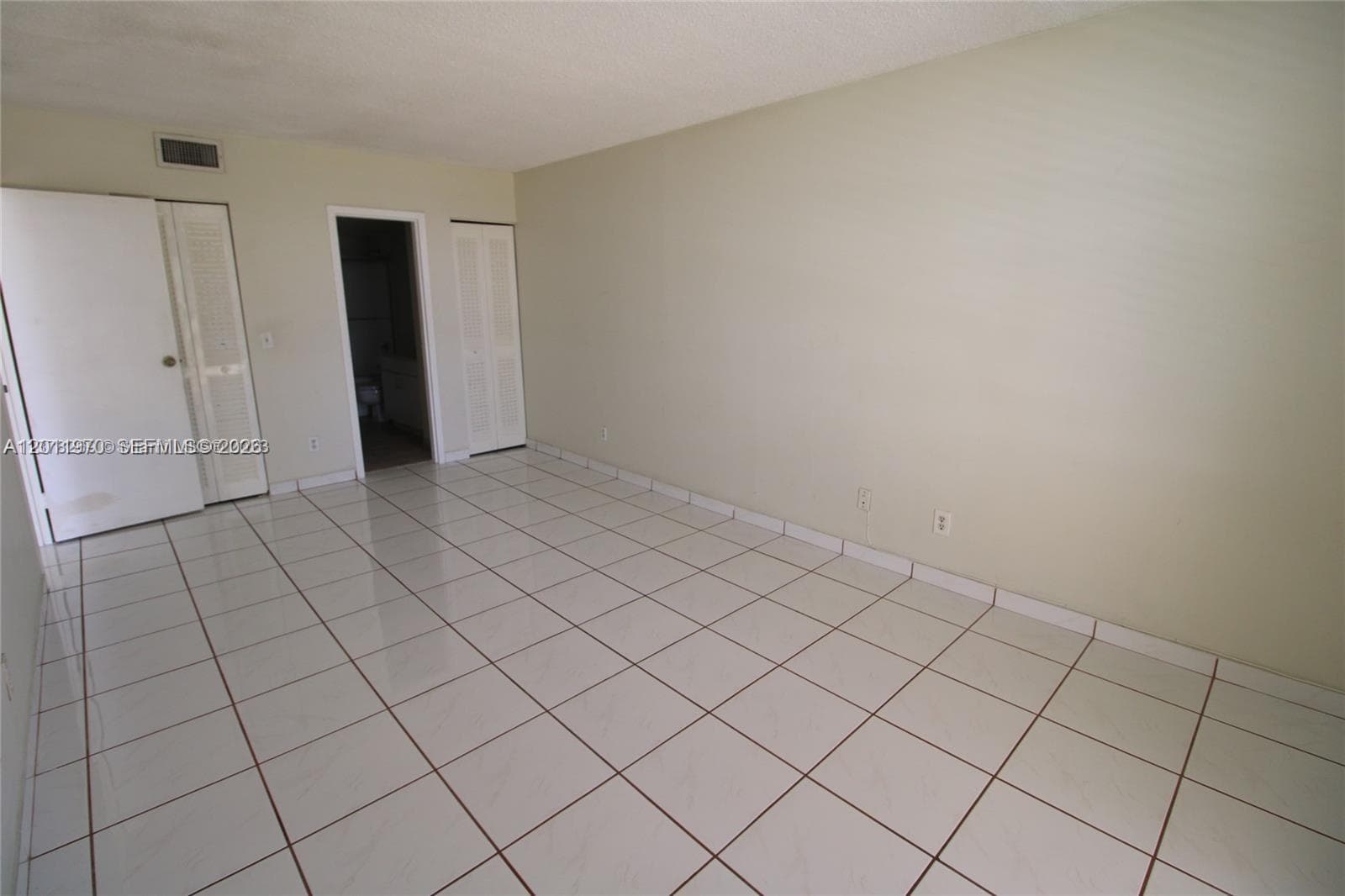 13499 Biscayne Blvd # 404, North Miami FL 33181 photo 5