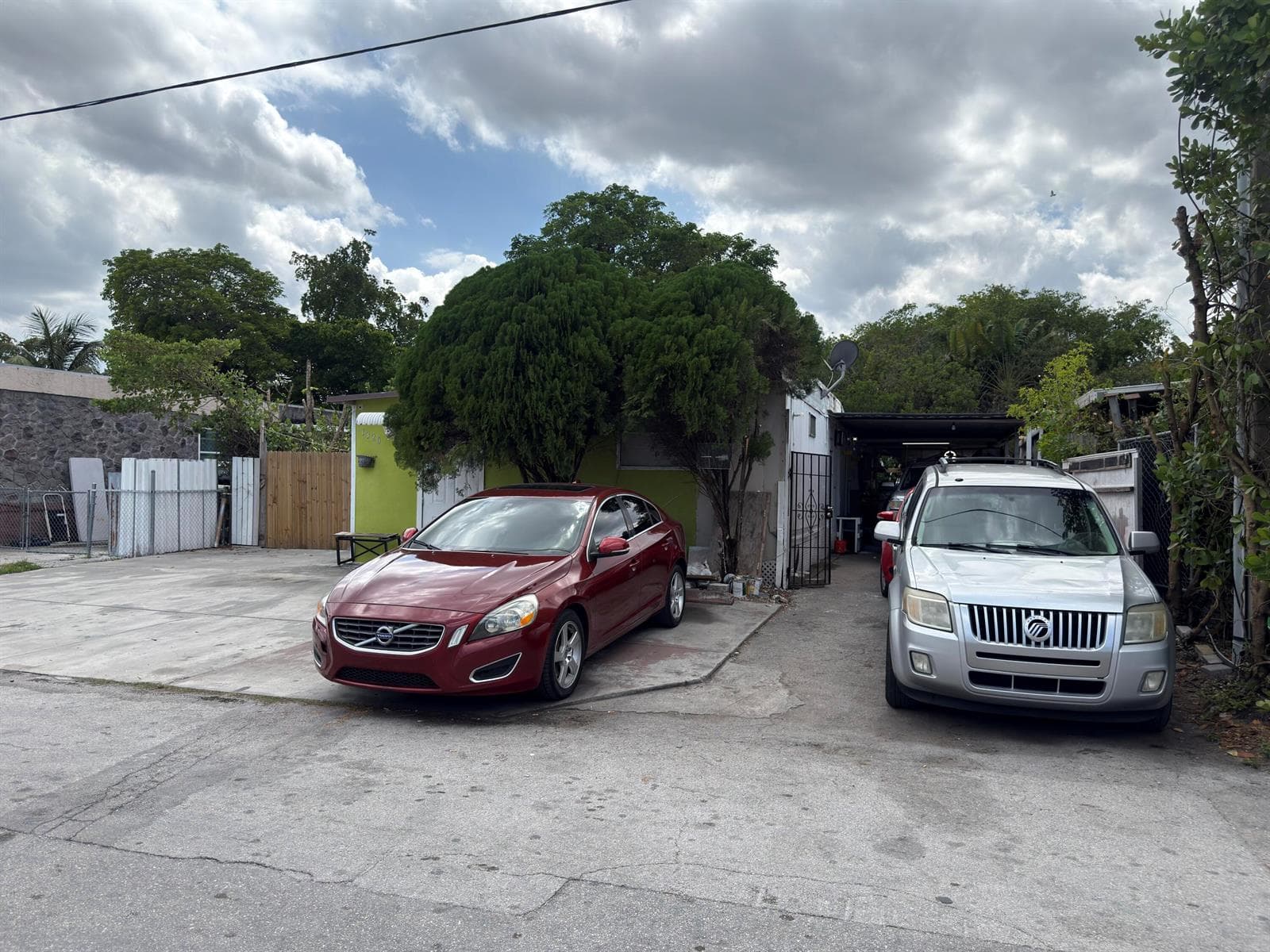 1320 SW 131st Place, Miami FL 33184 photo 2