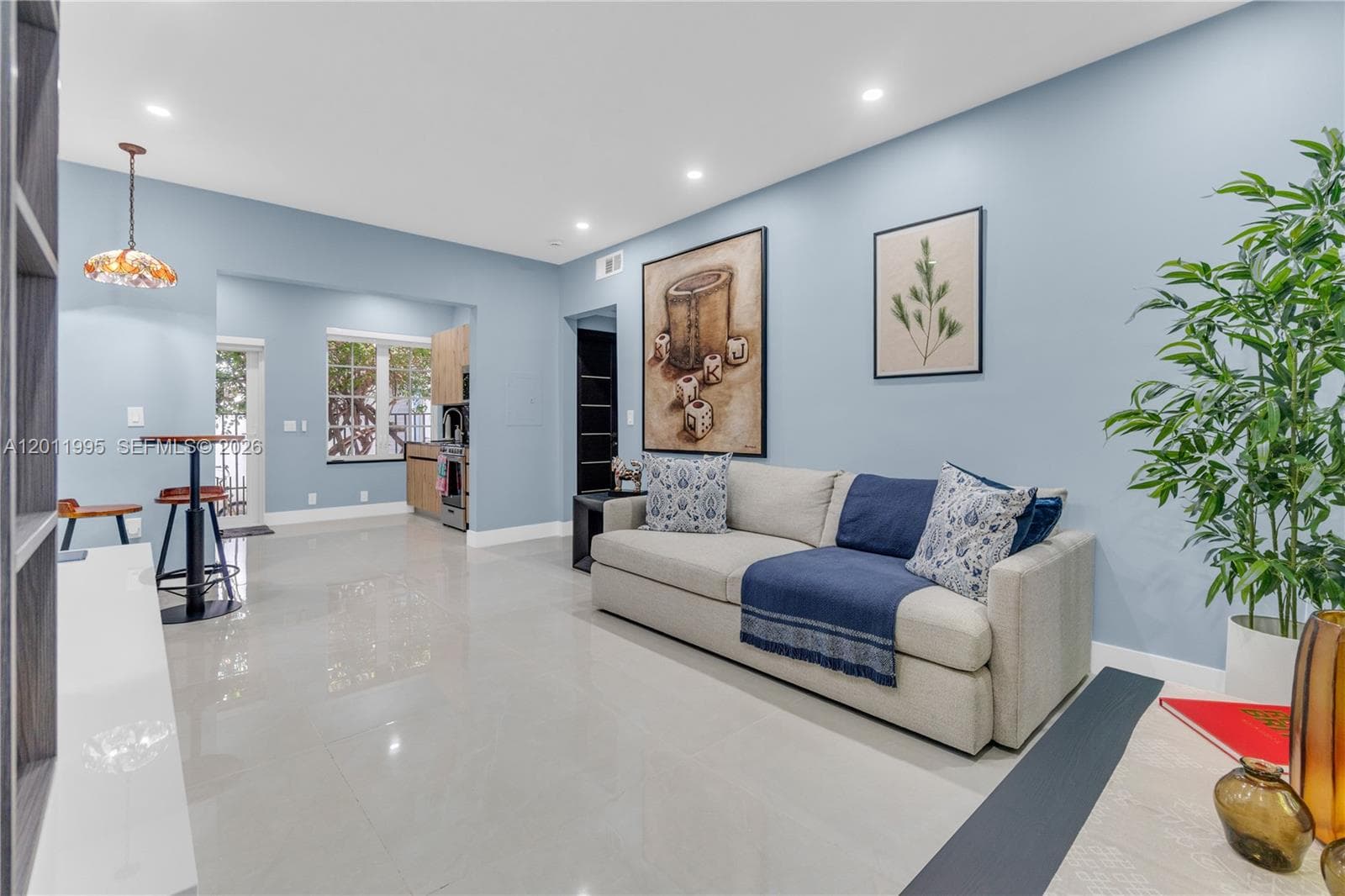 1569 Euclid Ave # 7, Miami Beach FL 33139 photo 2