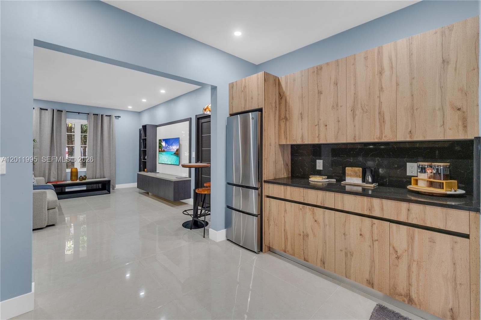 1569 Euclid Ave # 7, Miami Beach FL 33139 photo 5