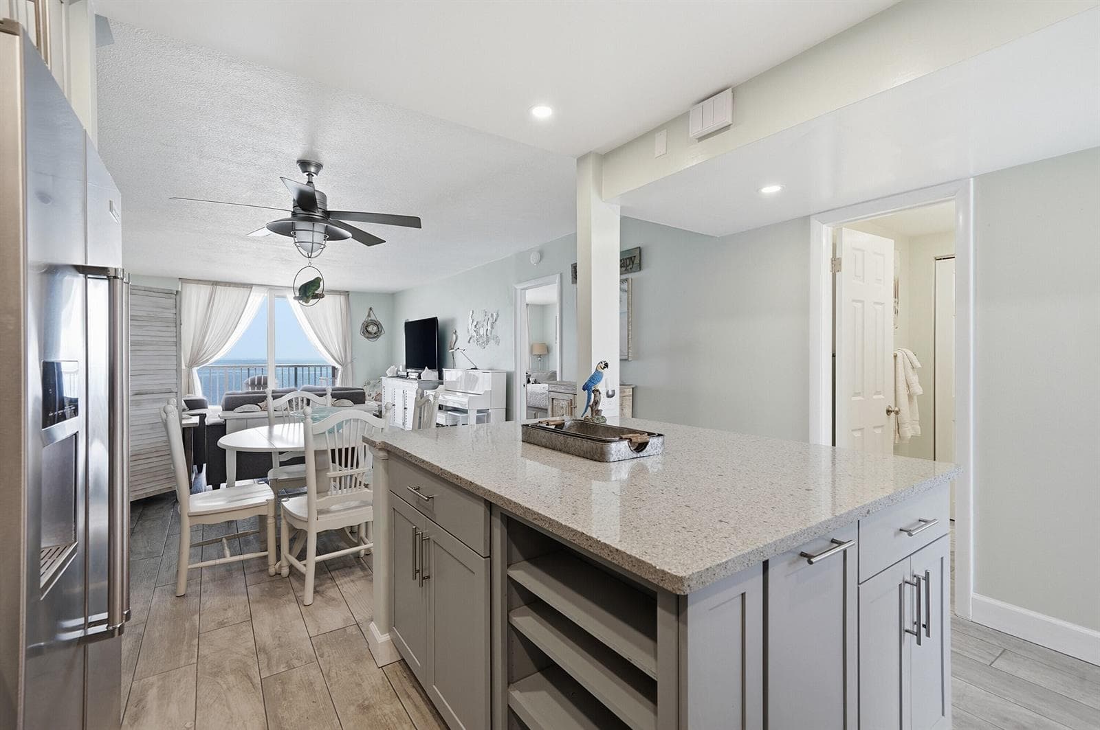400 N Surf Road # 704, Hollywood FL 33019 photo 4