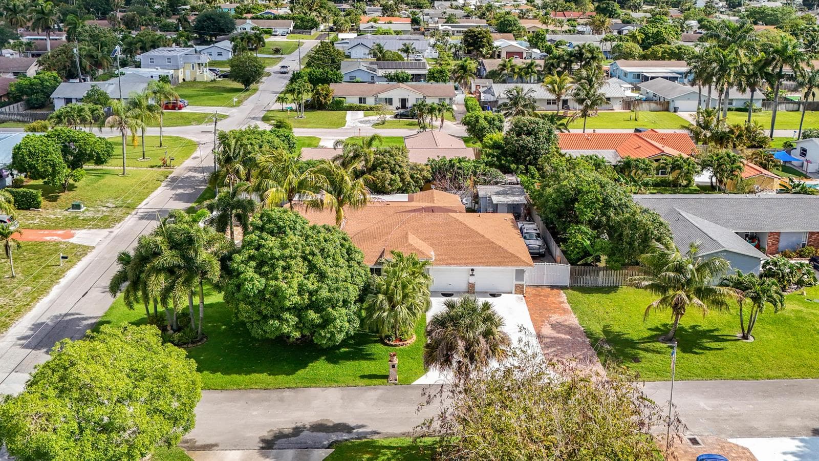 3119 Indian Trail, Lake Worth FL 33462 photo 2
